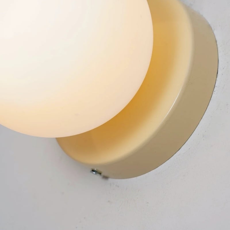 Nuevola Round Wall Lamp - Modern Metal and Glass for Hallways and Living Rooms T528