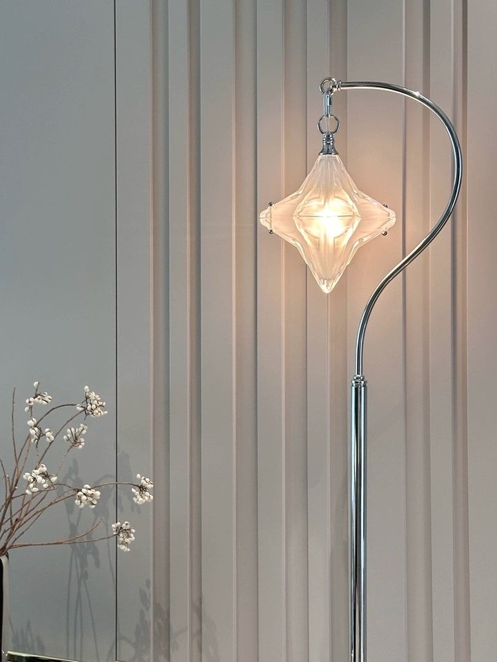 Art Deco Star Floor Lamp - Modern Standing Lamp for Living Spaces - Astris Orion T438
