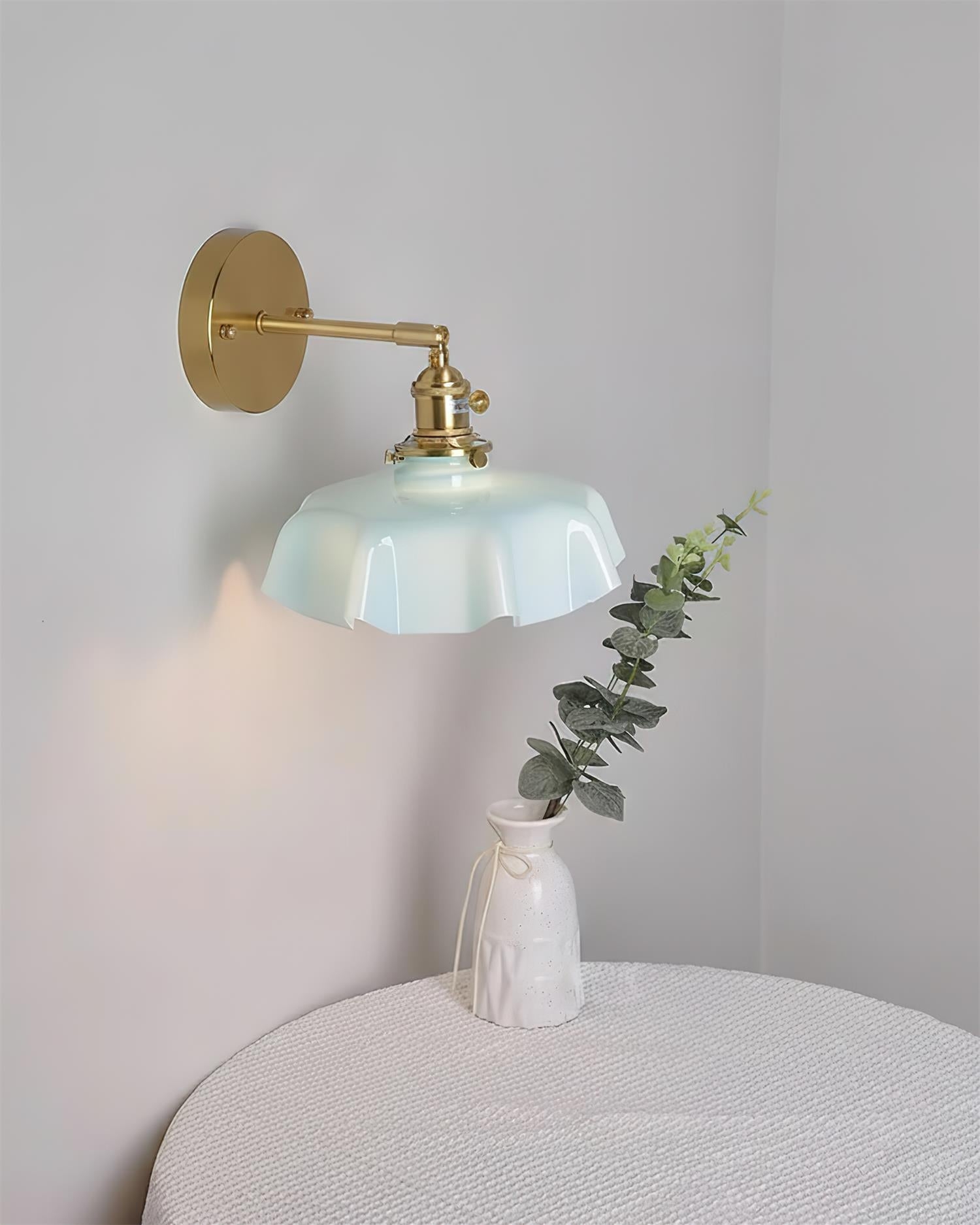Skirted Ripple Wall Lamp T1470