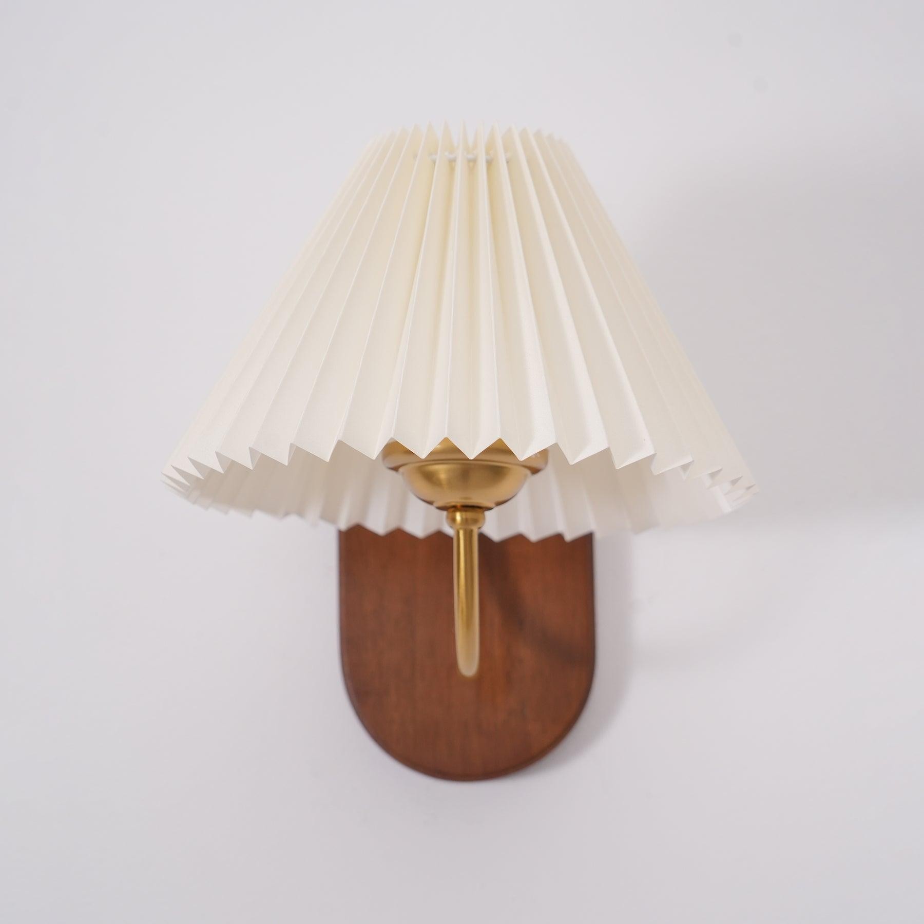 Modern Fashion Wall Lamp for Bedroom M49