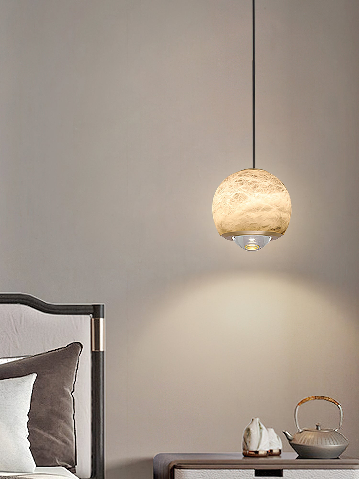 Ferox Alabaster Pendant Light T1646