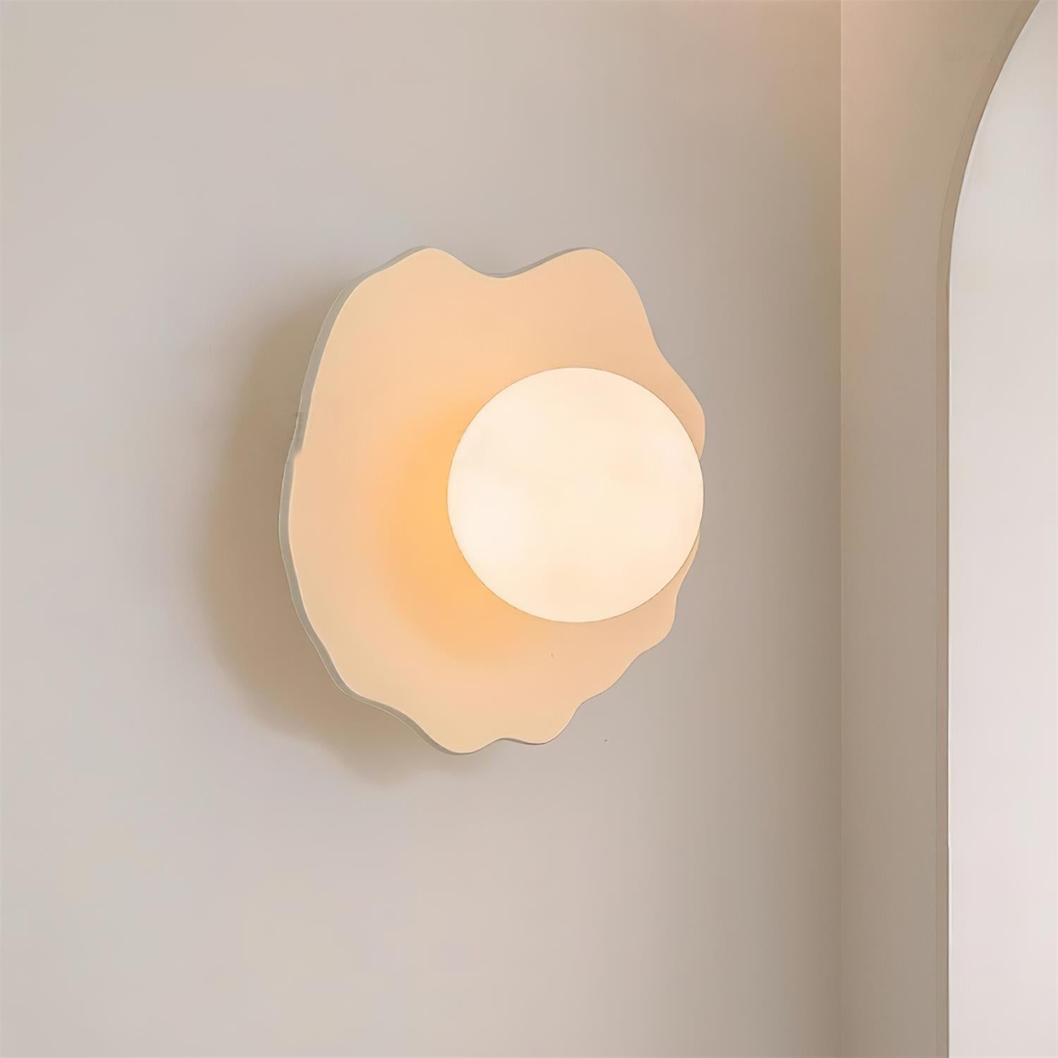 Nordic Flower Shape Wall Lamp M106