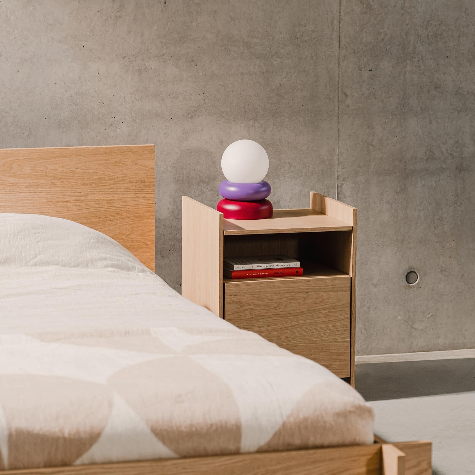 Elegant Table Lamp with Natural Wood and Glass Shade S233