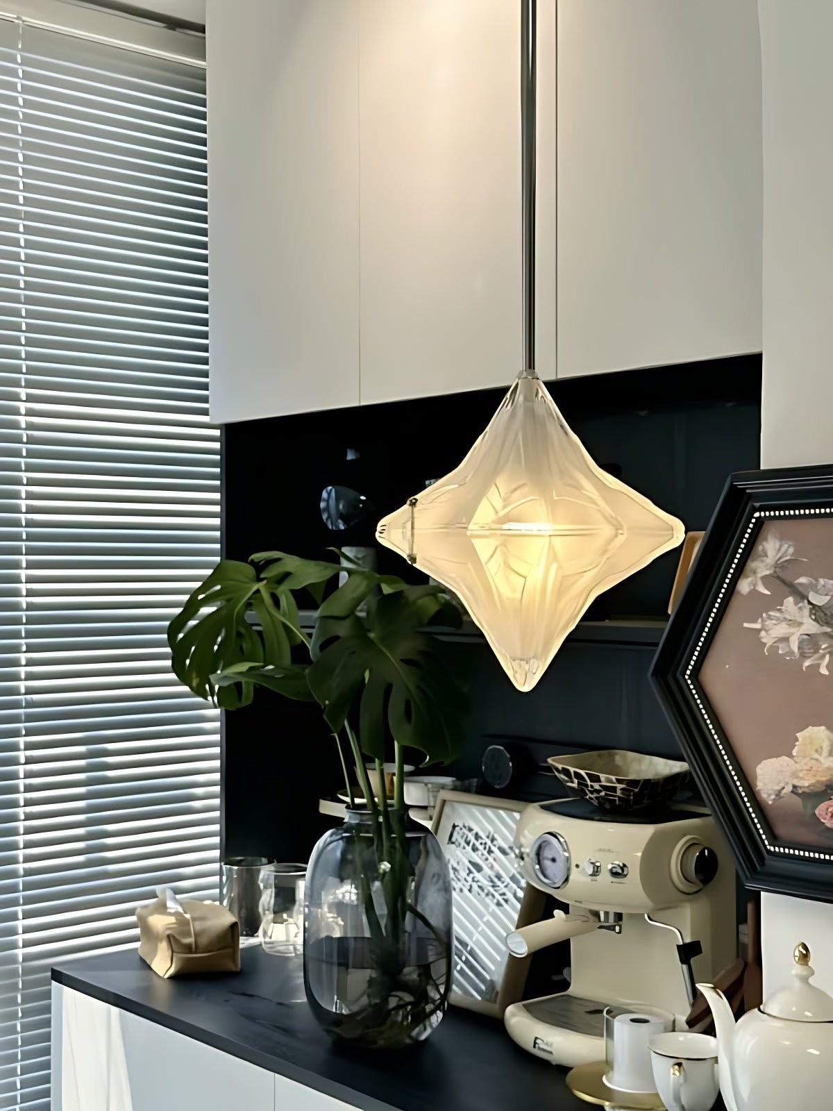 Art Deco Astris Elara Star Pendant Light - Frosted Glass Pendant with Geometric Style T434