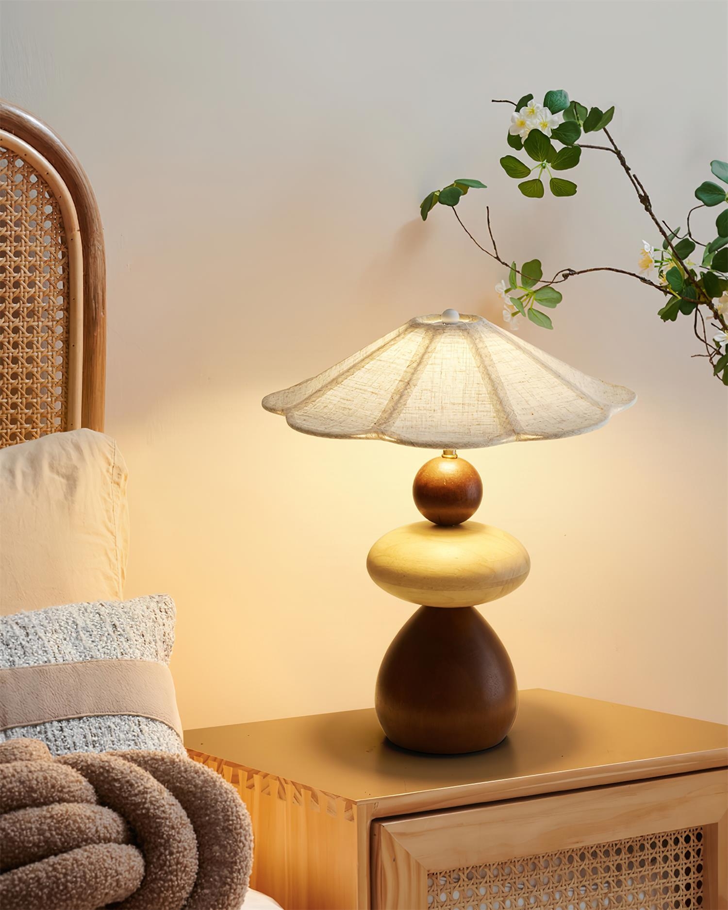 Equinox Plug In Table Lamp T1589