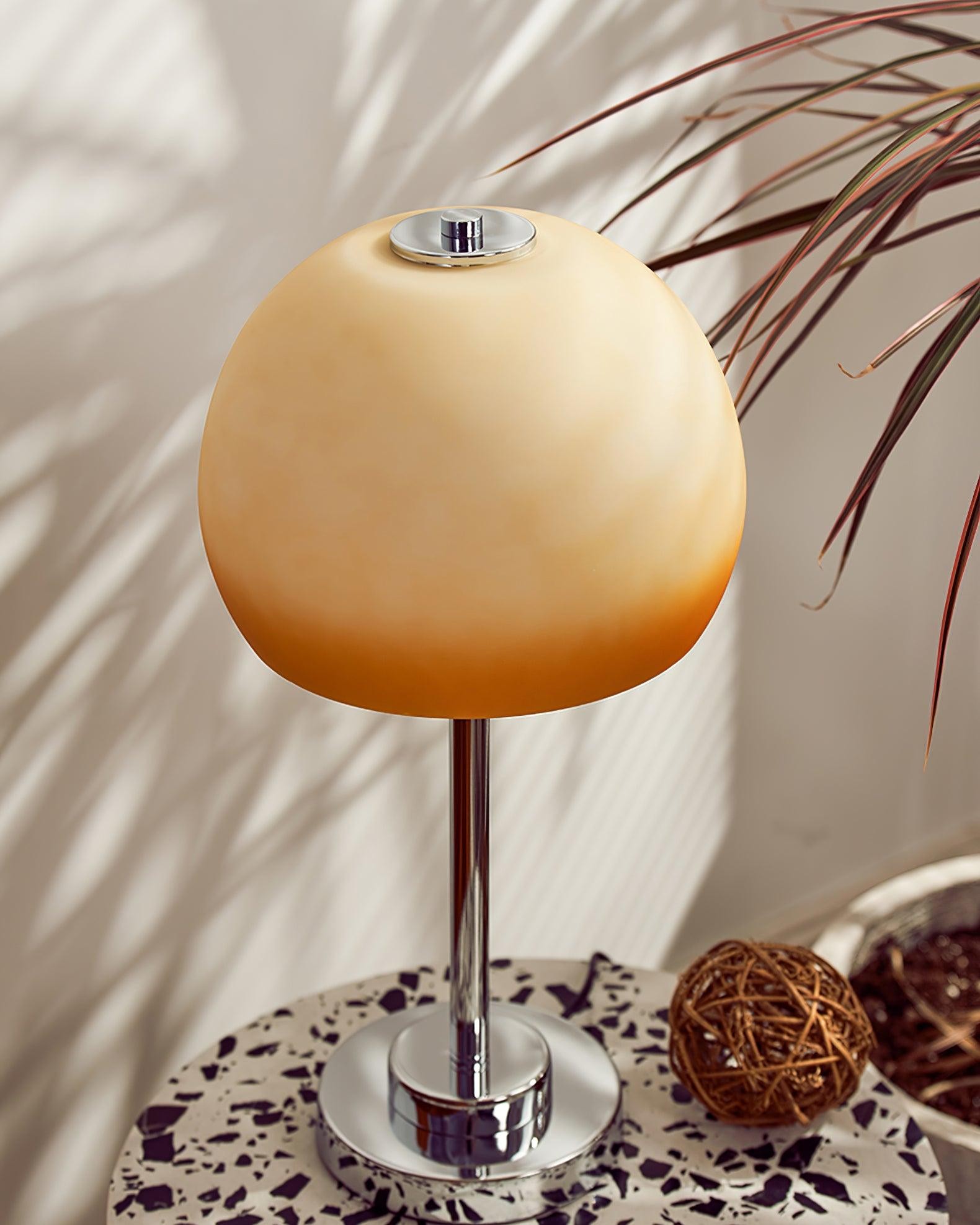 Retro Egg-shaped Dome Table Lamp M286