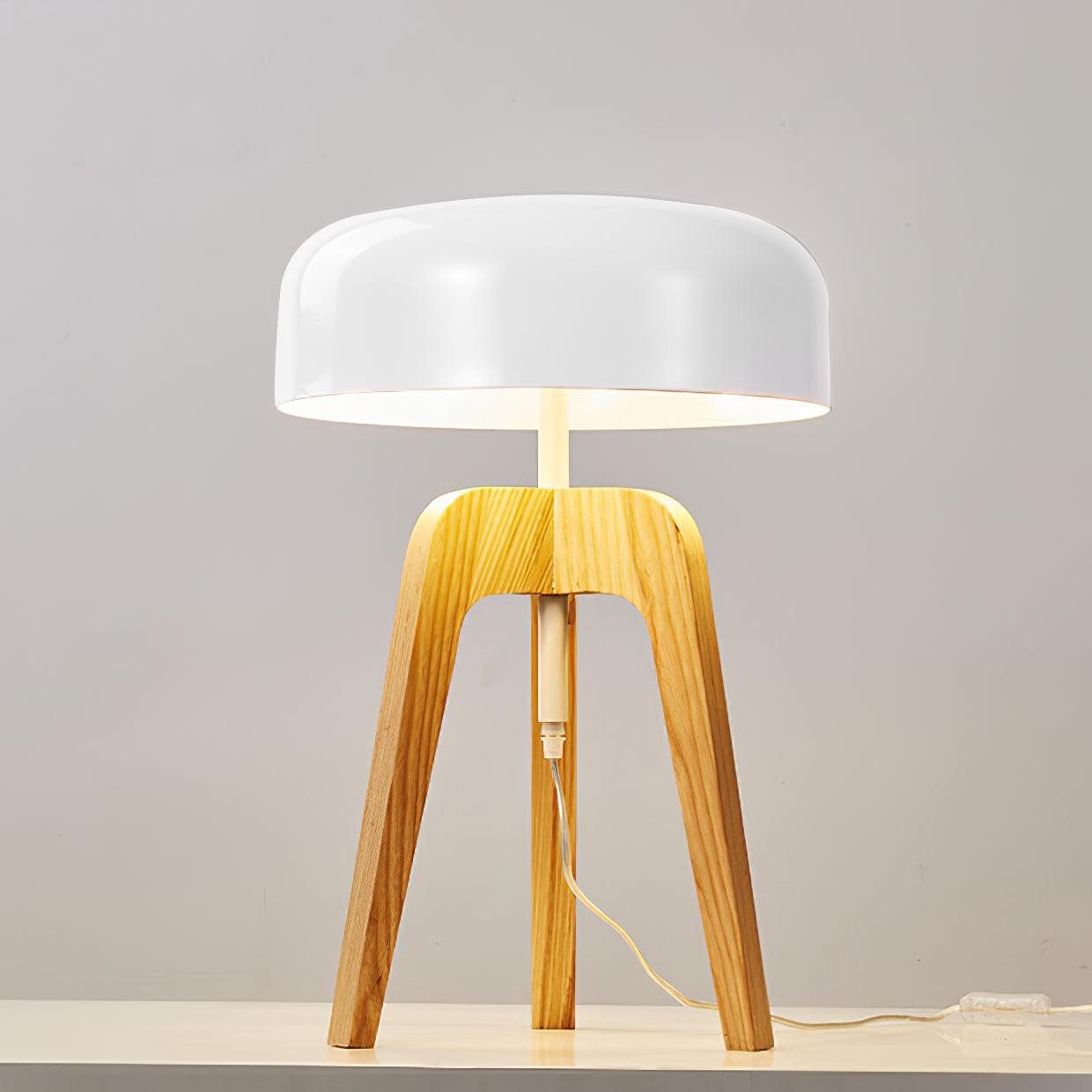 Minimalist Wood Tripod Table Lamp M218