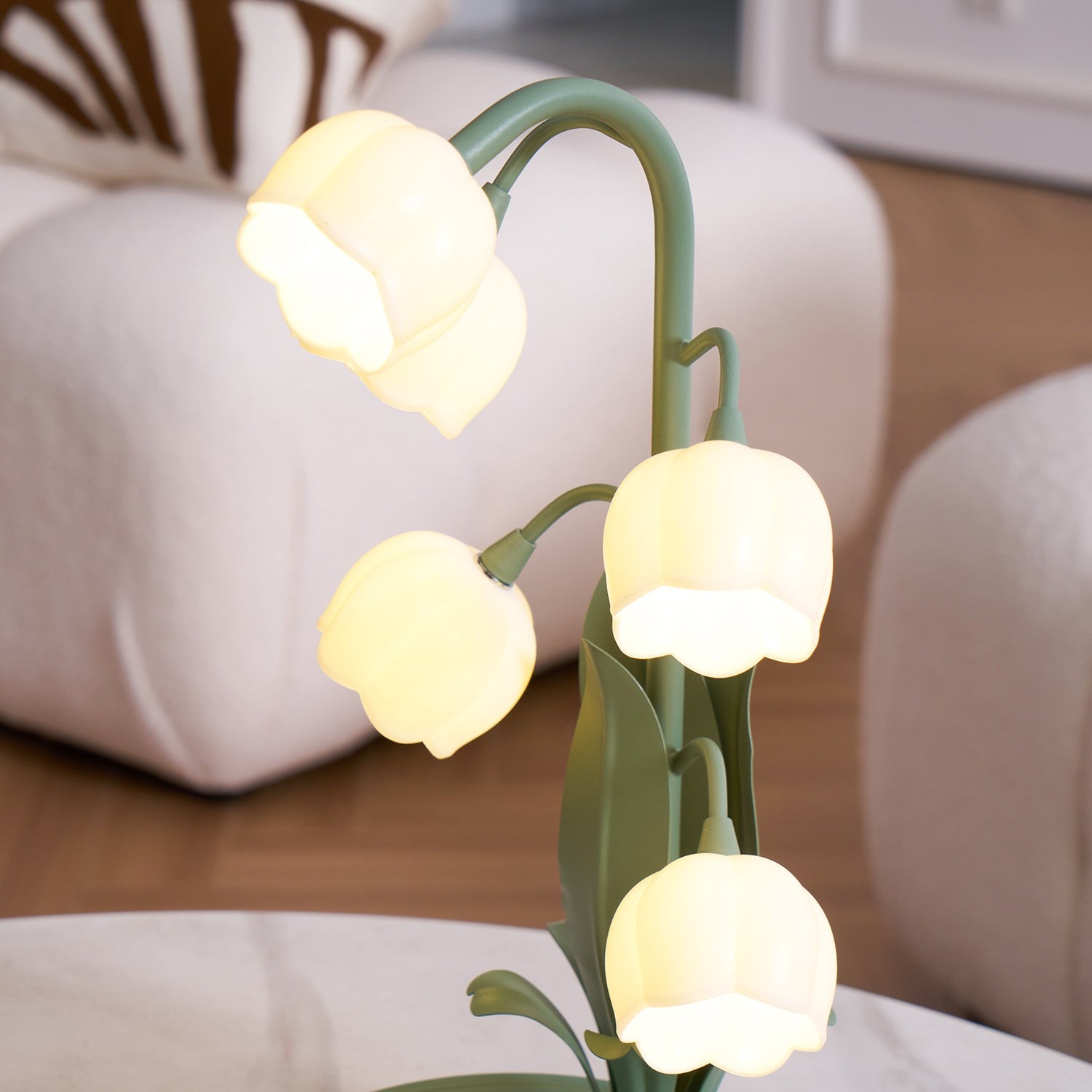 Lily Of The Valley Table Lamp P062