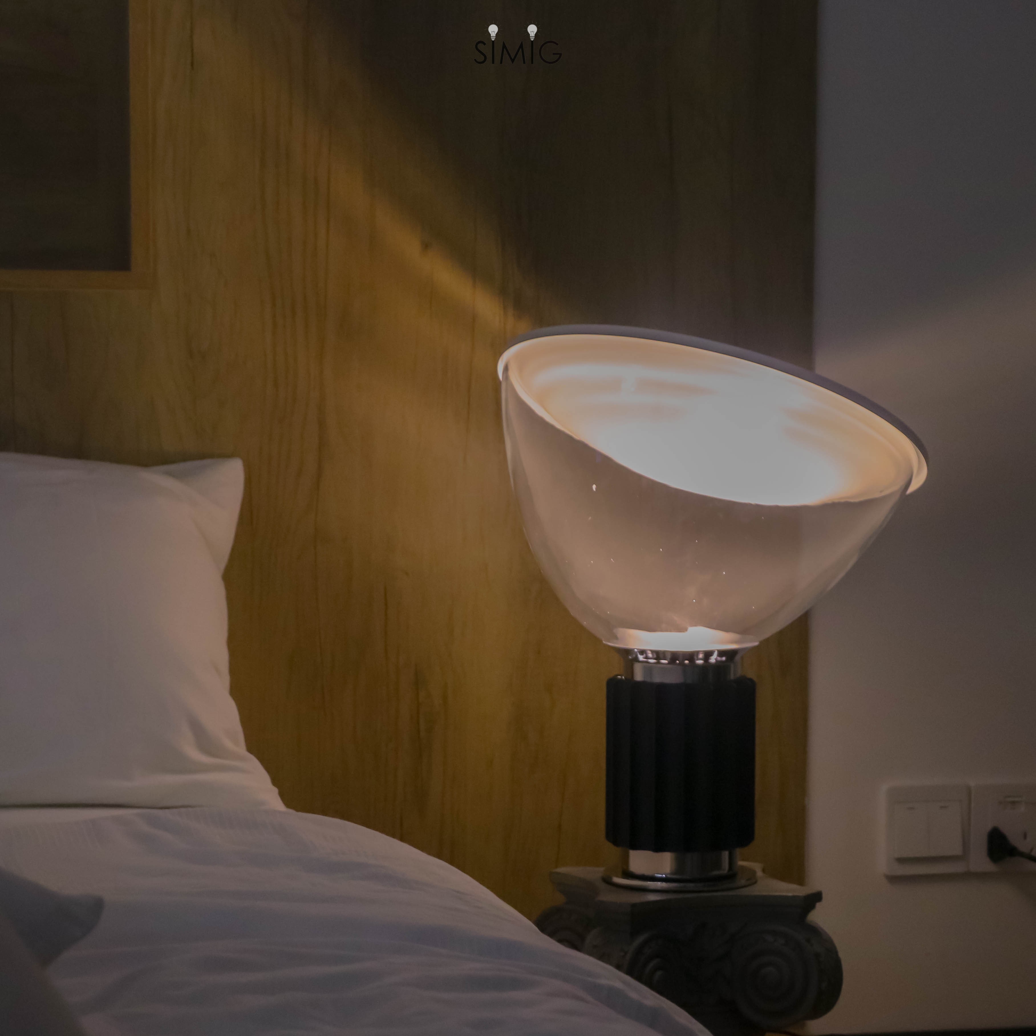 Bowlum Table Lamp - Designer Glass Table Lamp for Bedroom