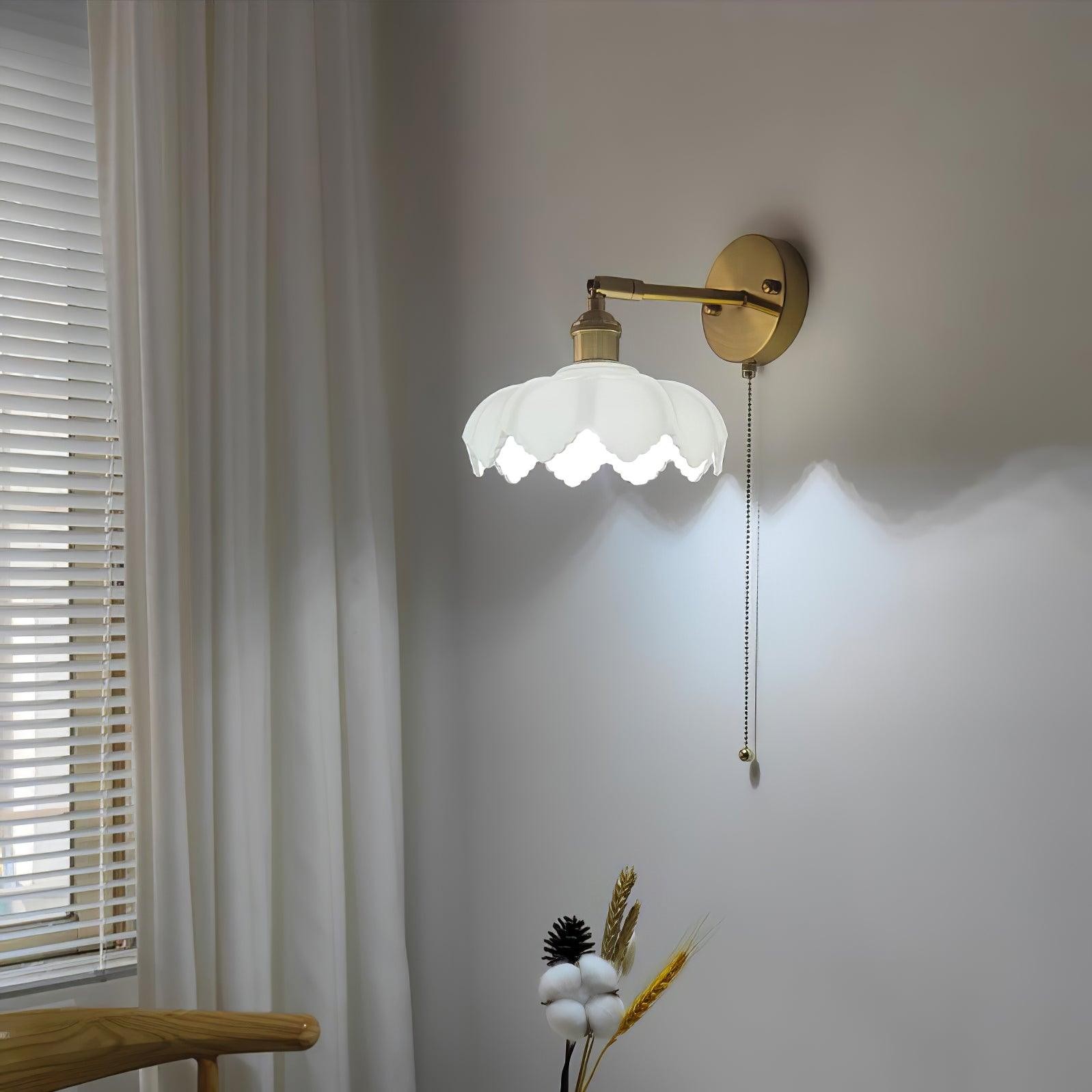 Lotus Rotatable Wall Lamp M354