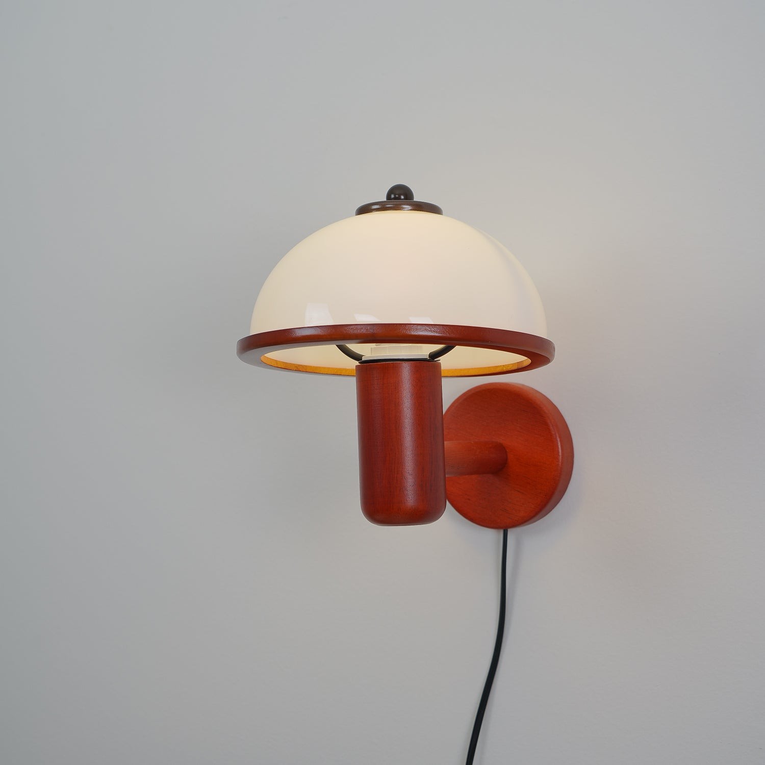 Mushroom Wood Wall Lamp M250