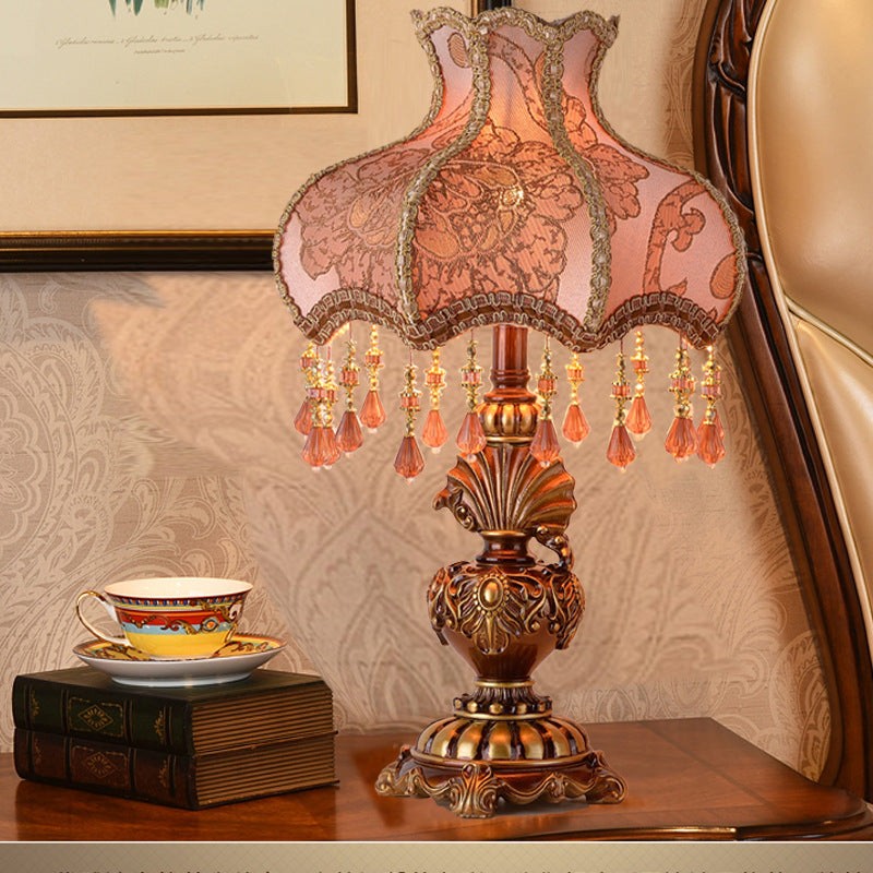 Traditional European Pink Pattern Lampshade Table Lamp M496