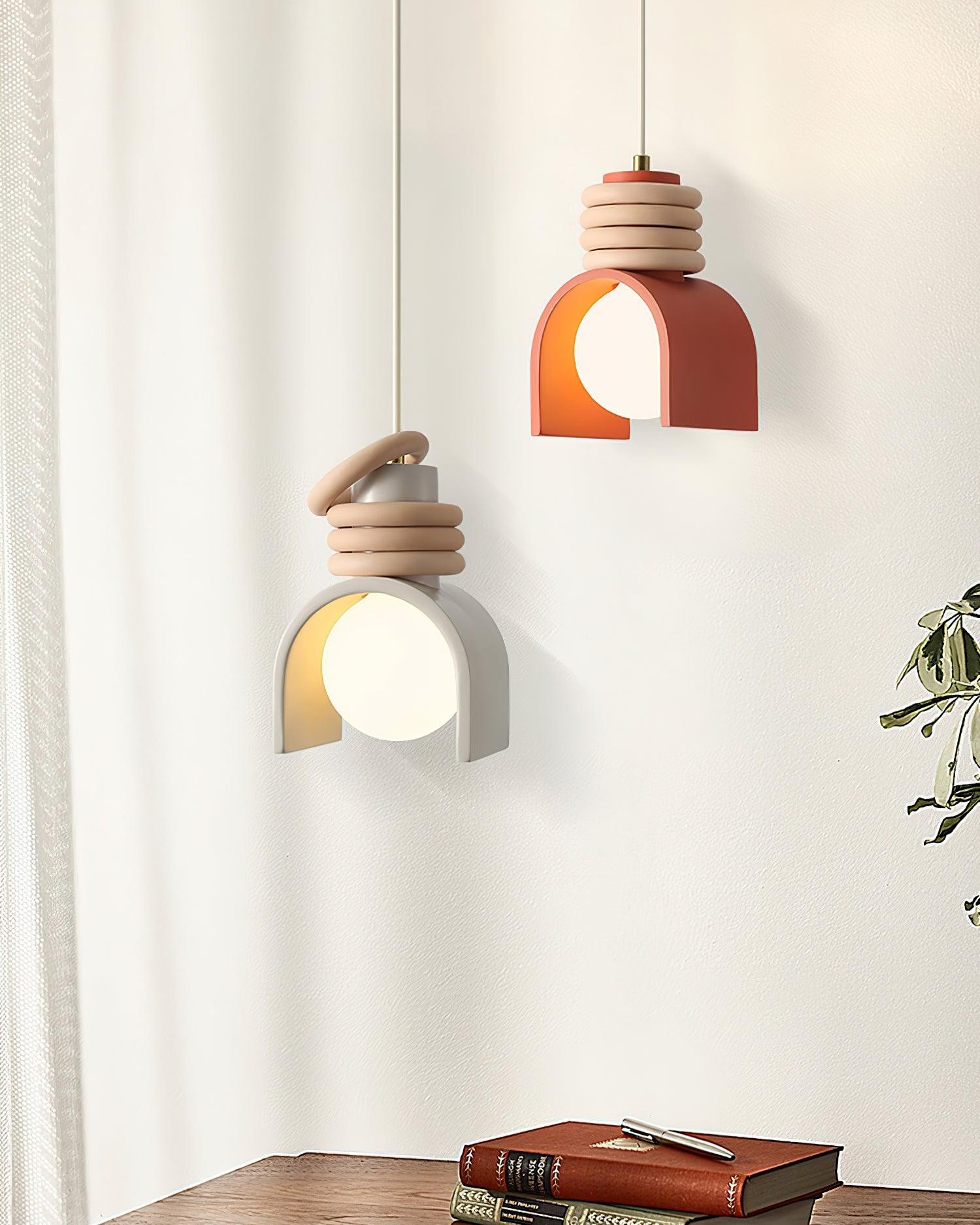Modern Creative Resin Pendant Light M92