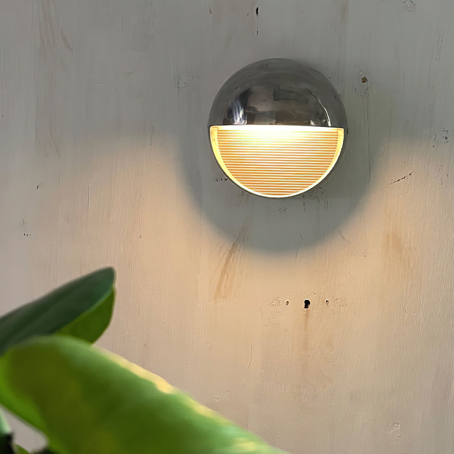 Scorpius Outdoor Wall Lamp T1717