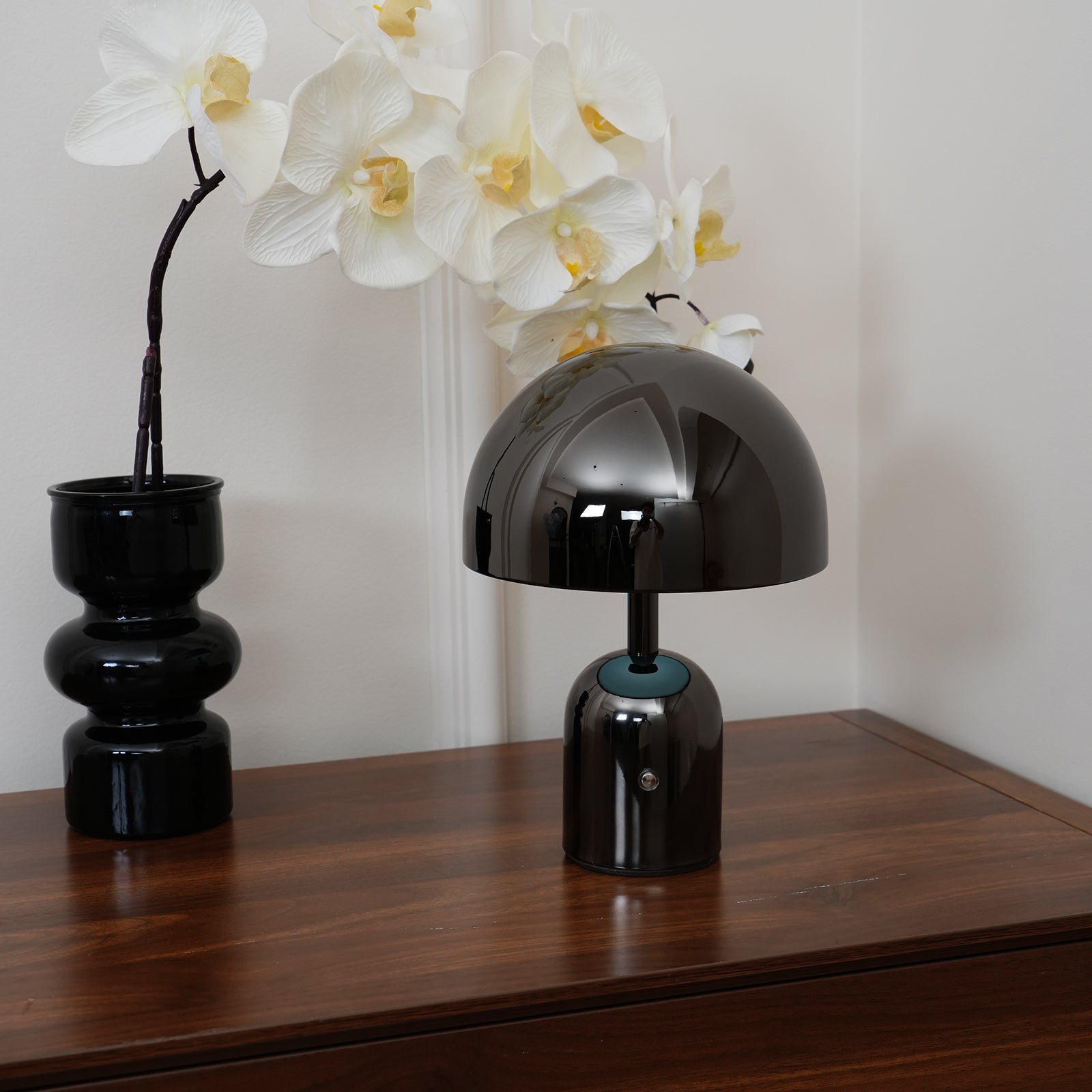 Smooth Mushroom Portable Table Lamp M179