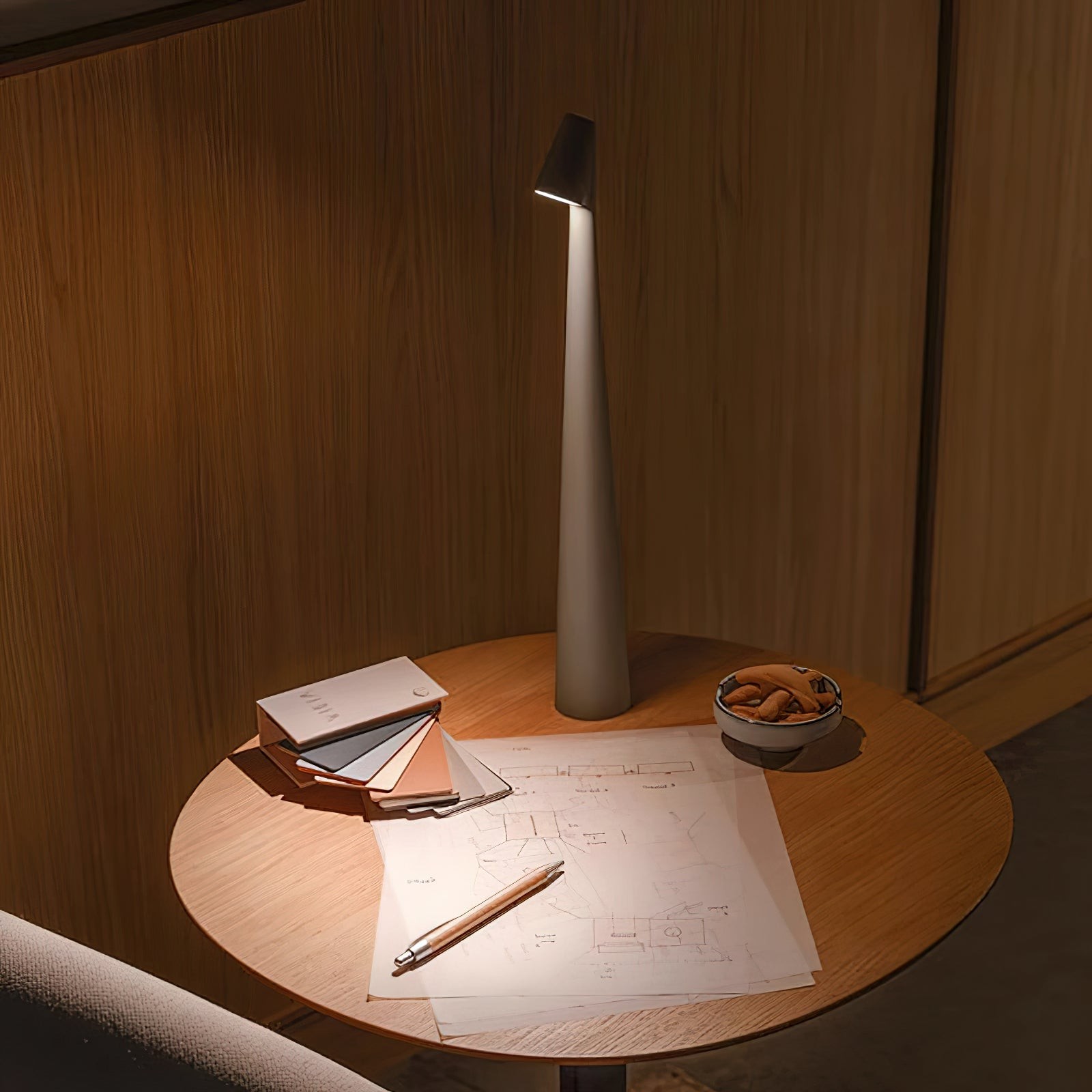 Creative Tall Portable Table Lamp M393