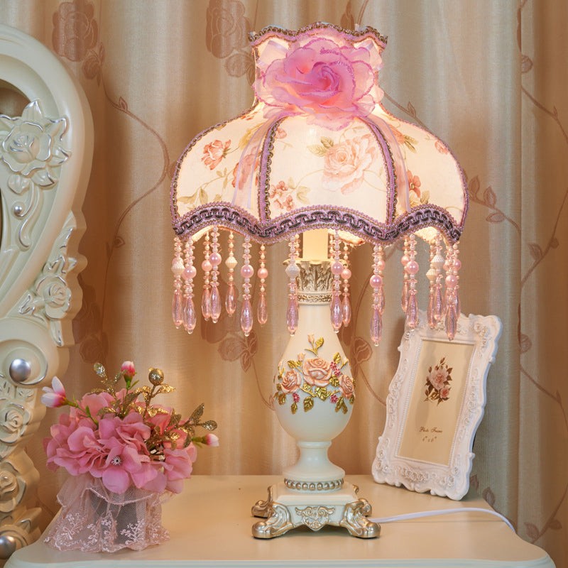 Vase Palace Resin Fabric Table Lamp M494