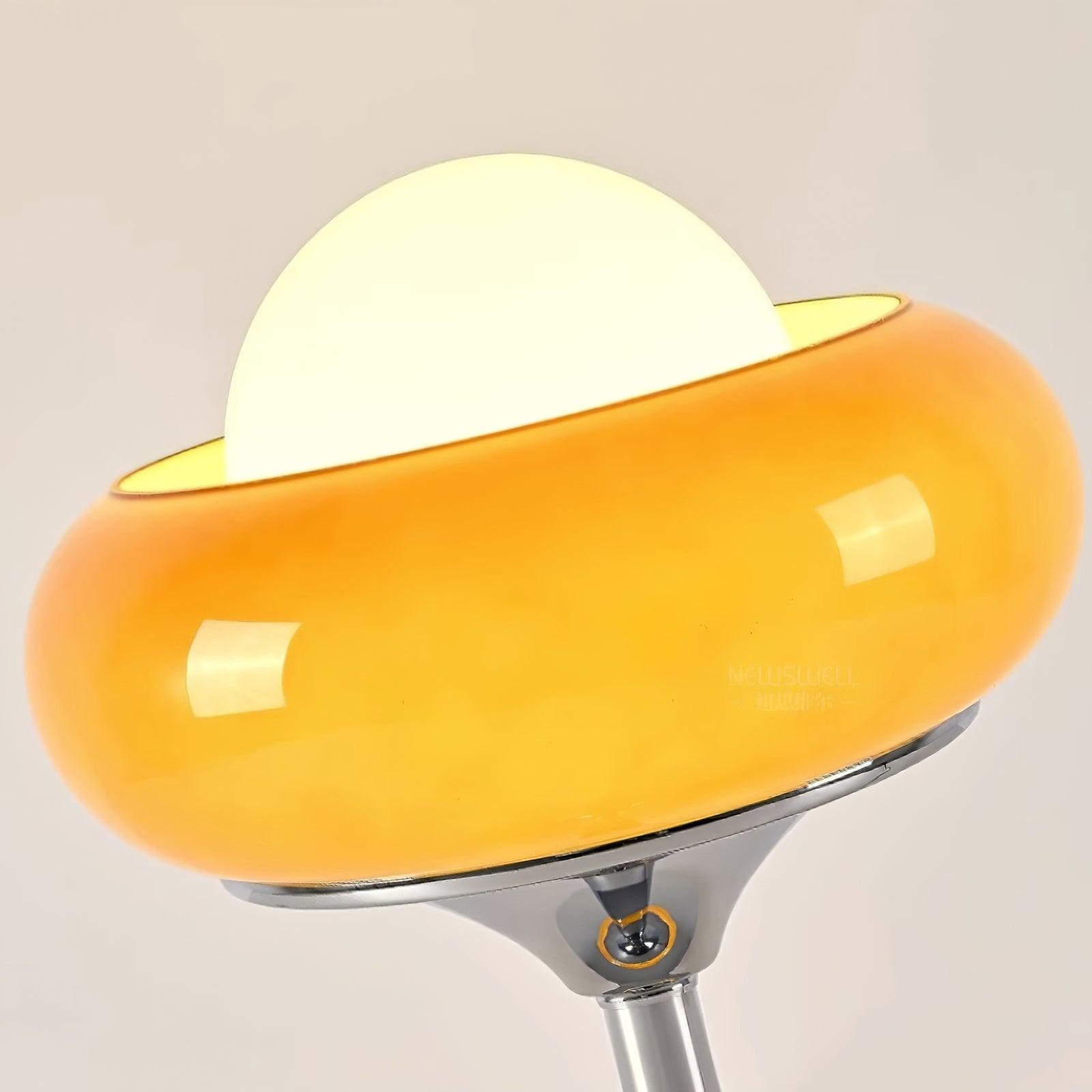 Vintage Cream Table Lamp for Bedroom M54