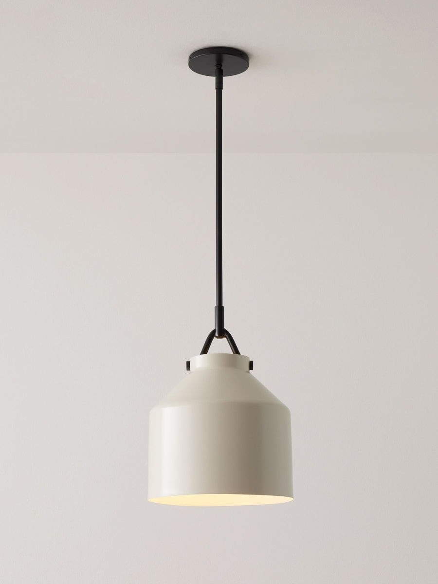 Nordic Minimalist Metal Pendant Light G89