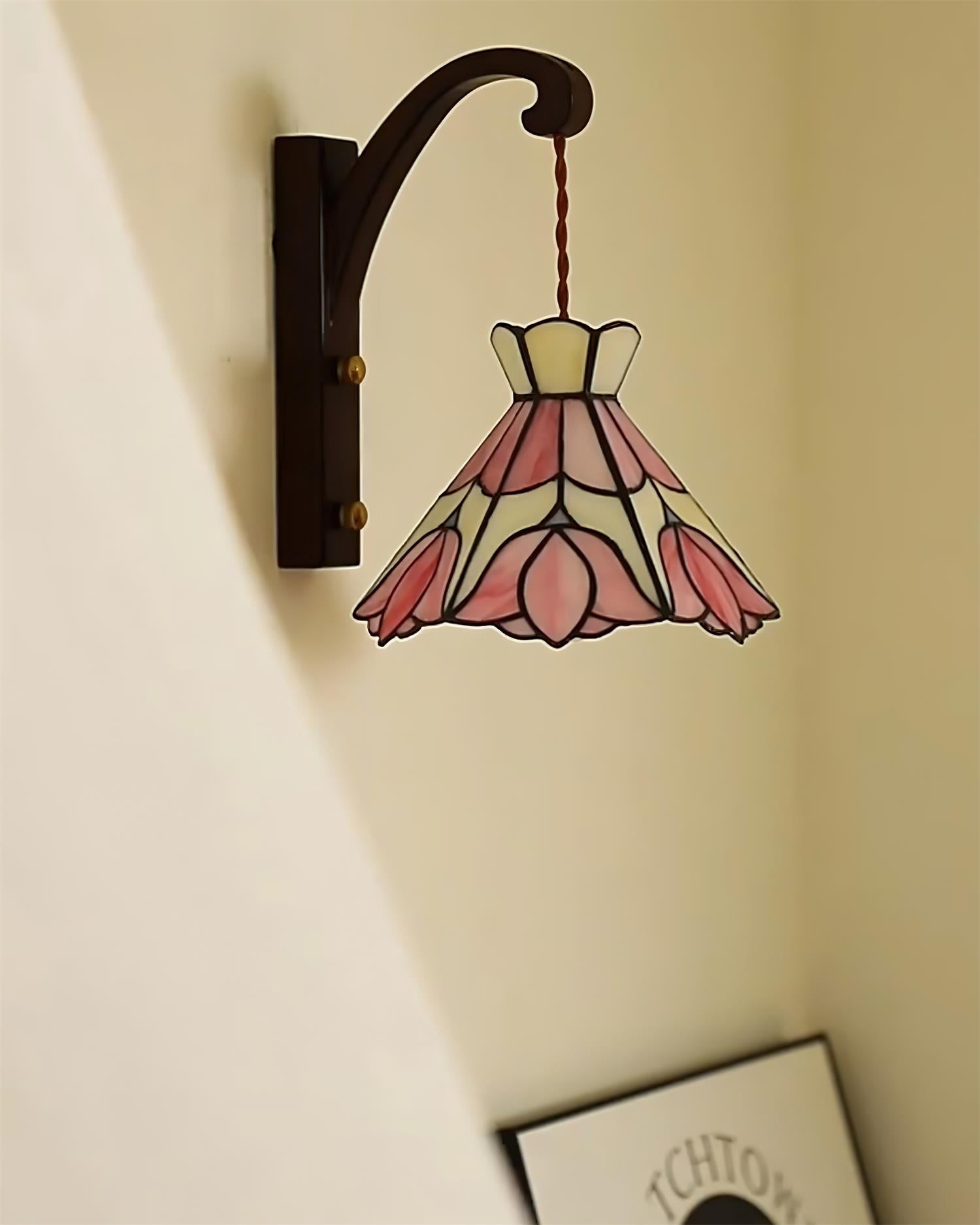 Serena Tiffany Plug In Wall Lamp T1284