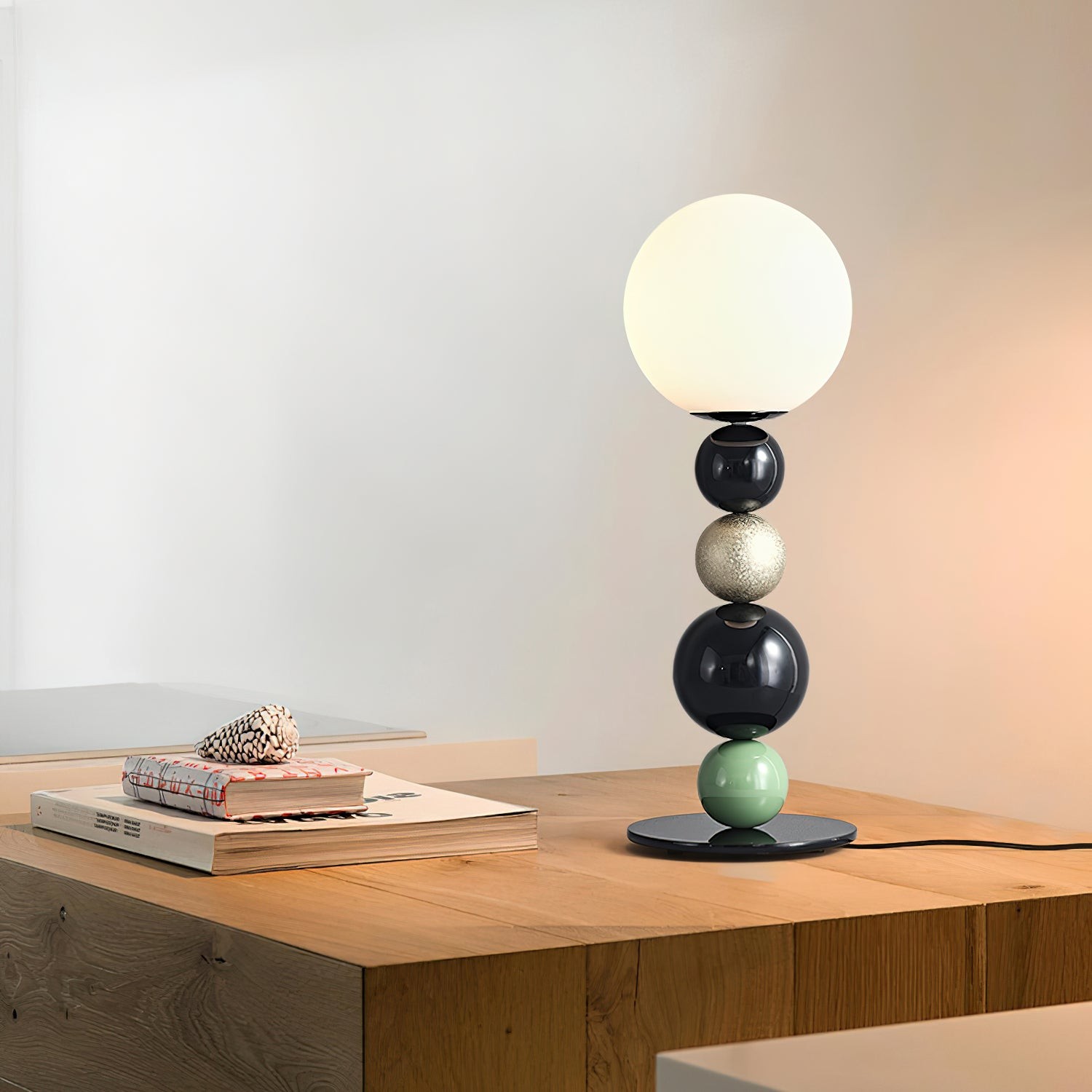Round Balls Stacking Green Table Lamp M417