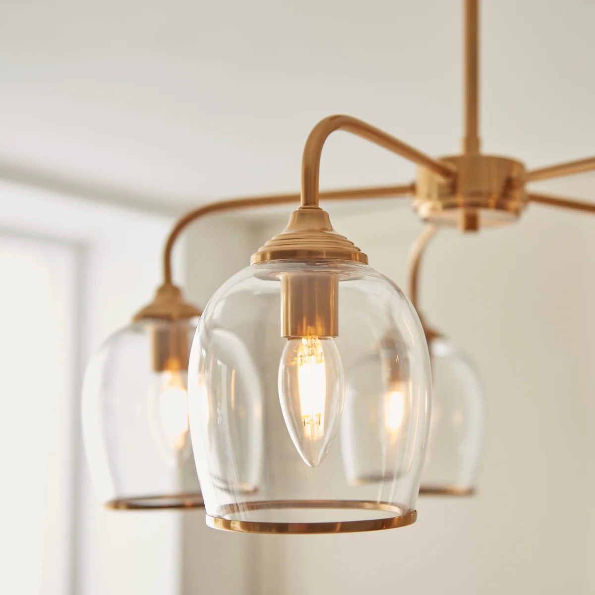 Brazara Multi-Light Glass Shade Pendant Lamp - Curved Metal Arms for Modern Homes T885