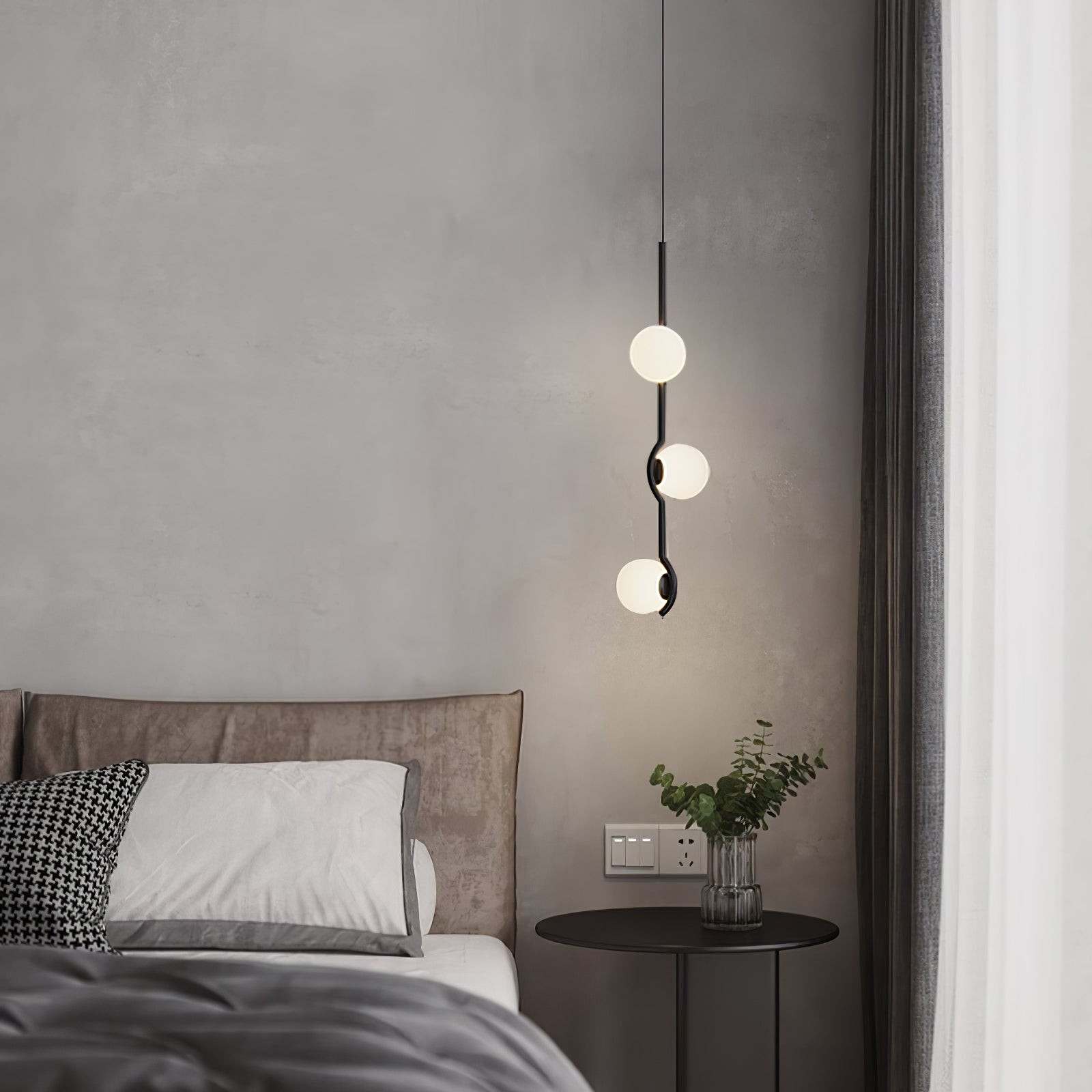 Baer Pendant Light T028