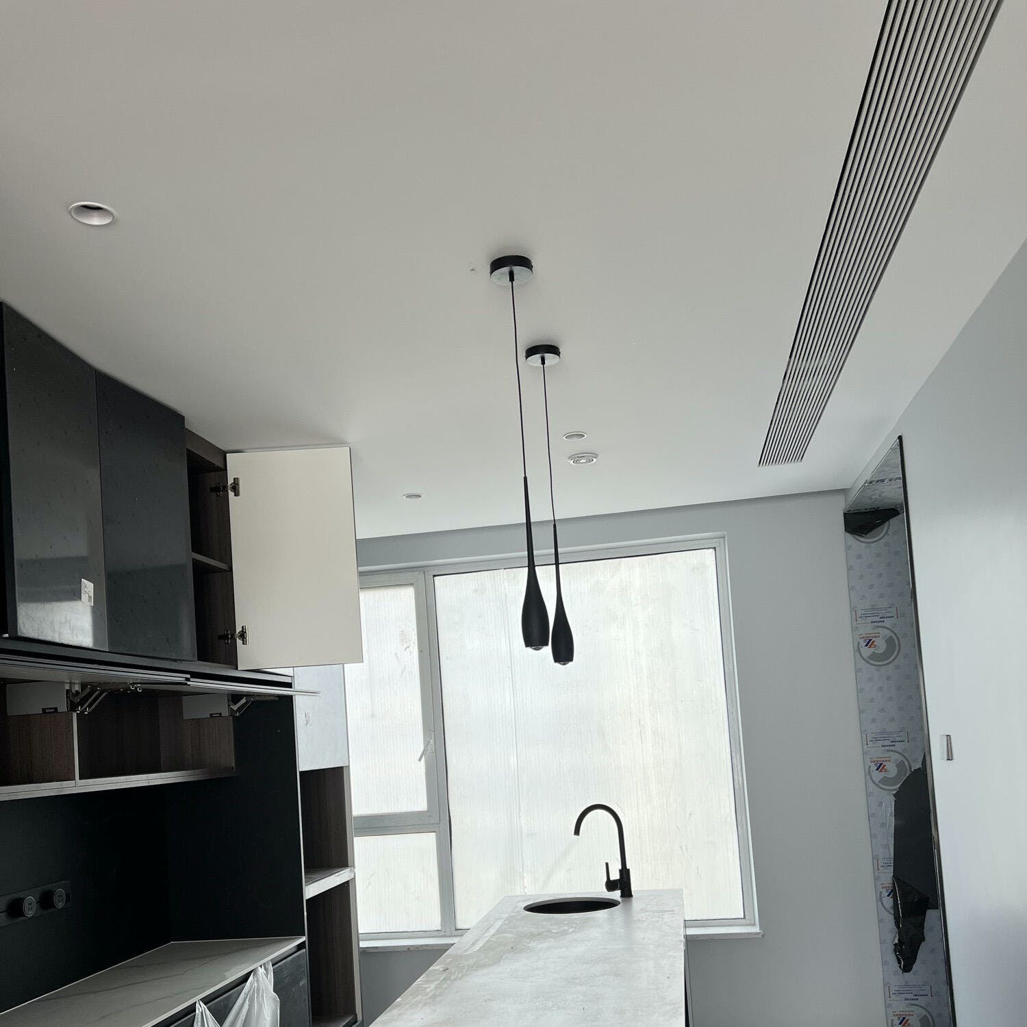 Minimalist Water Drop Pendant Light S75