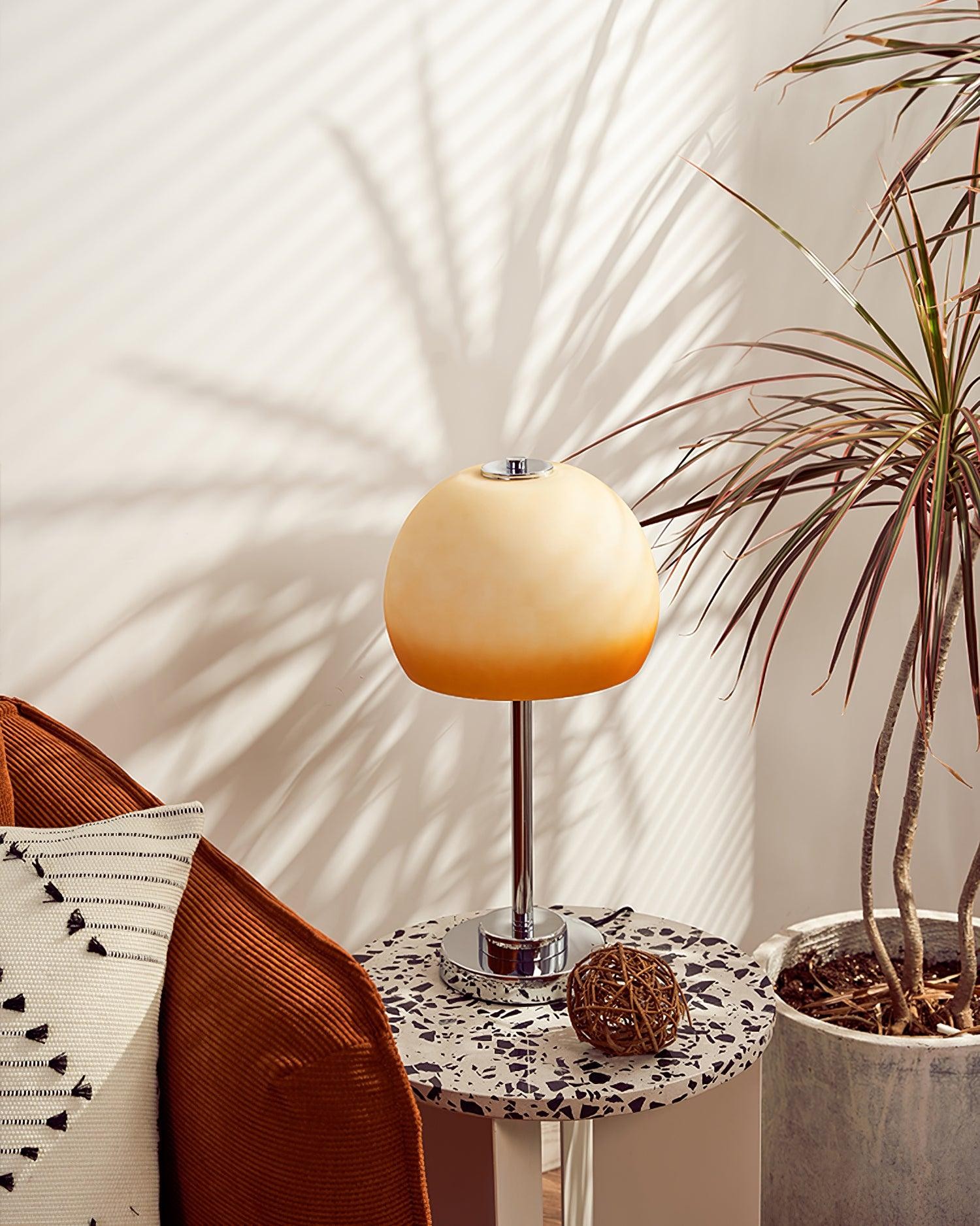 Retro Egg-shaped Dome Table Lamp M286