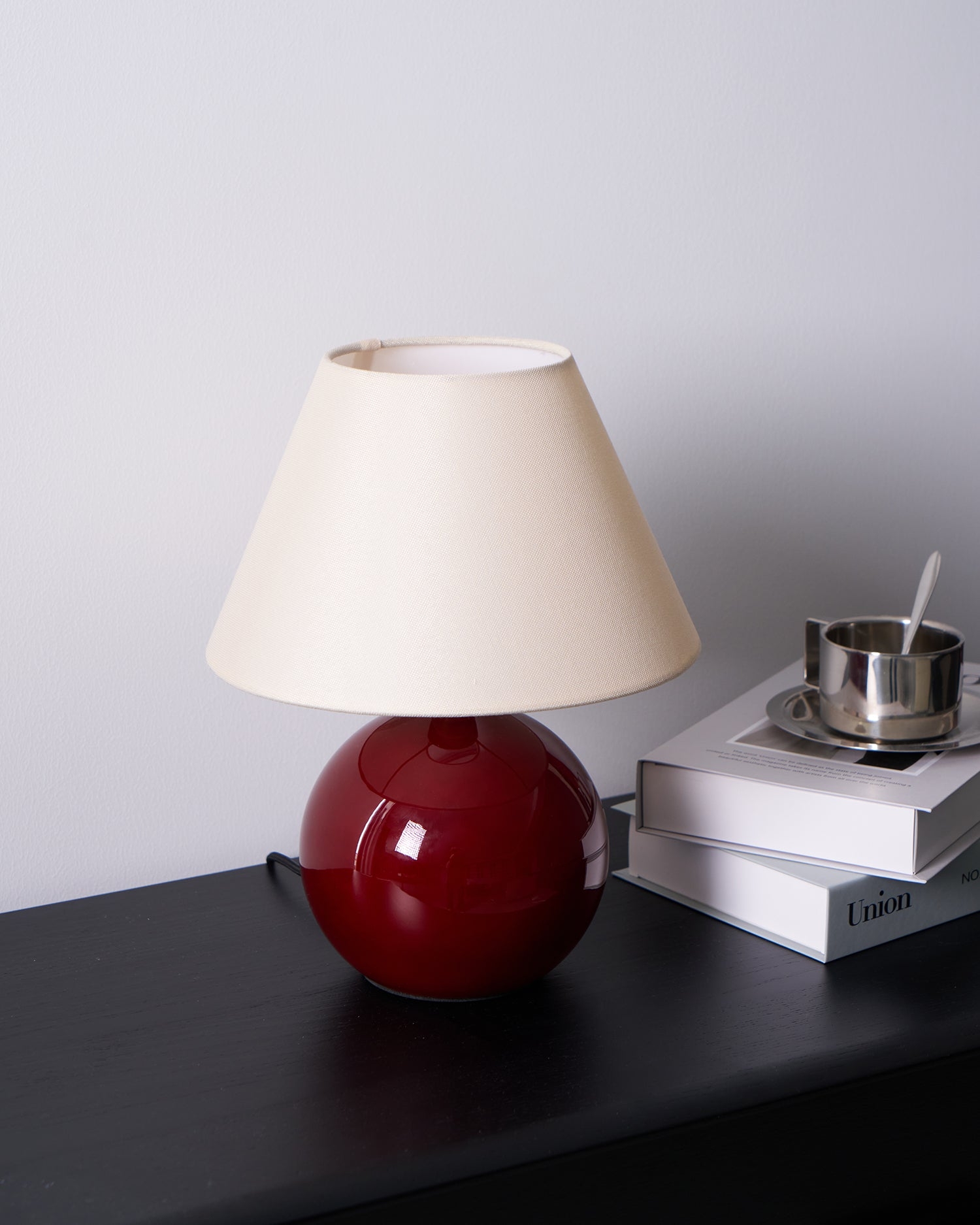 Red Nanu Table Lamp T1250
