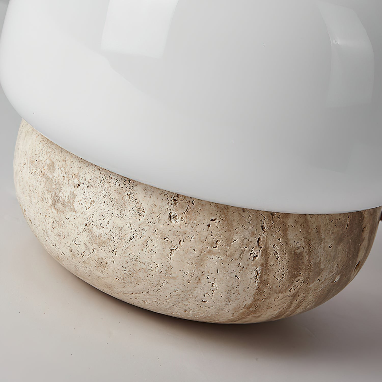Nordic Style Round Travertine Table Lamp M558
