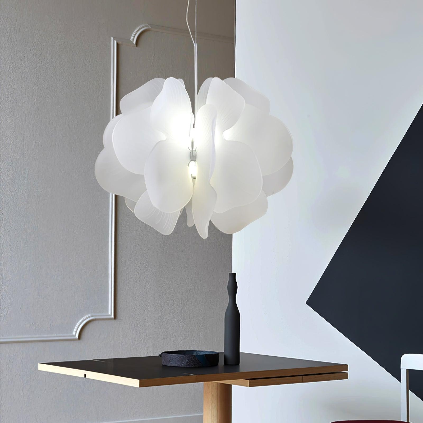Modern Plastic Flower Design Pendant Lamp M527