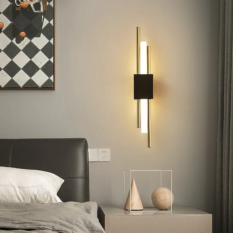 LuminArt - Stylish Black/Gold LED Light T1990
