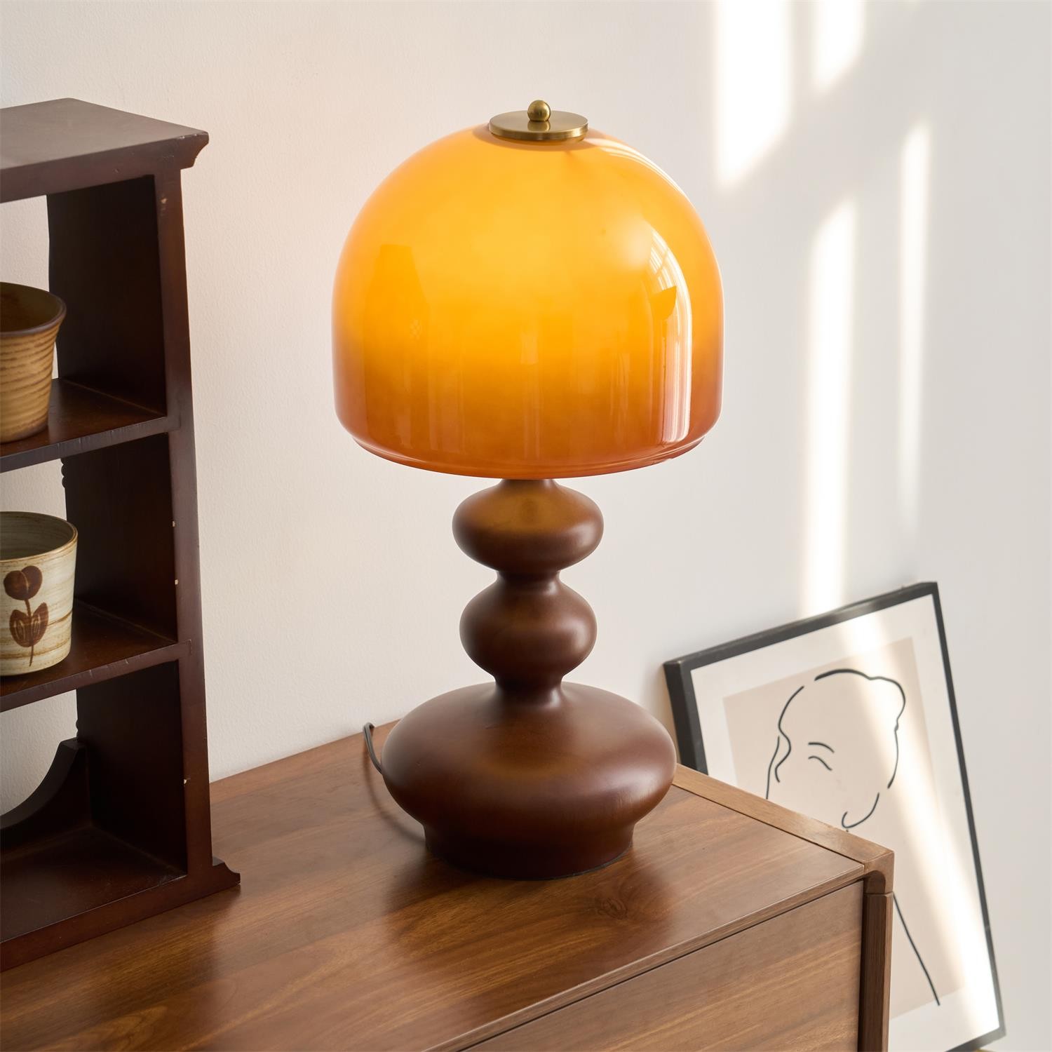 Vintage Amber Glass Lampshade Wooden Base Table Lamp P077