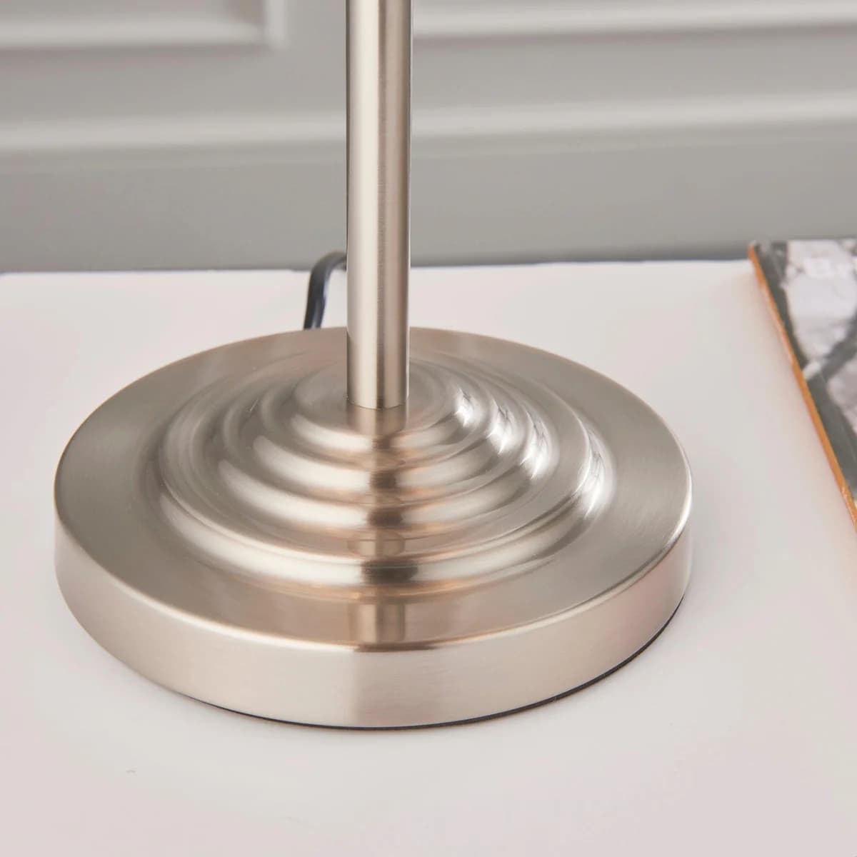 Tela 1‑Light and 3‑Light Table Lamp - Modern Linen & Metal for Bedside or Living Room T847