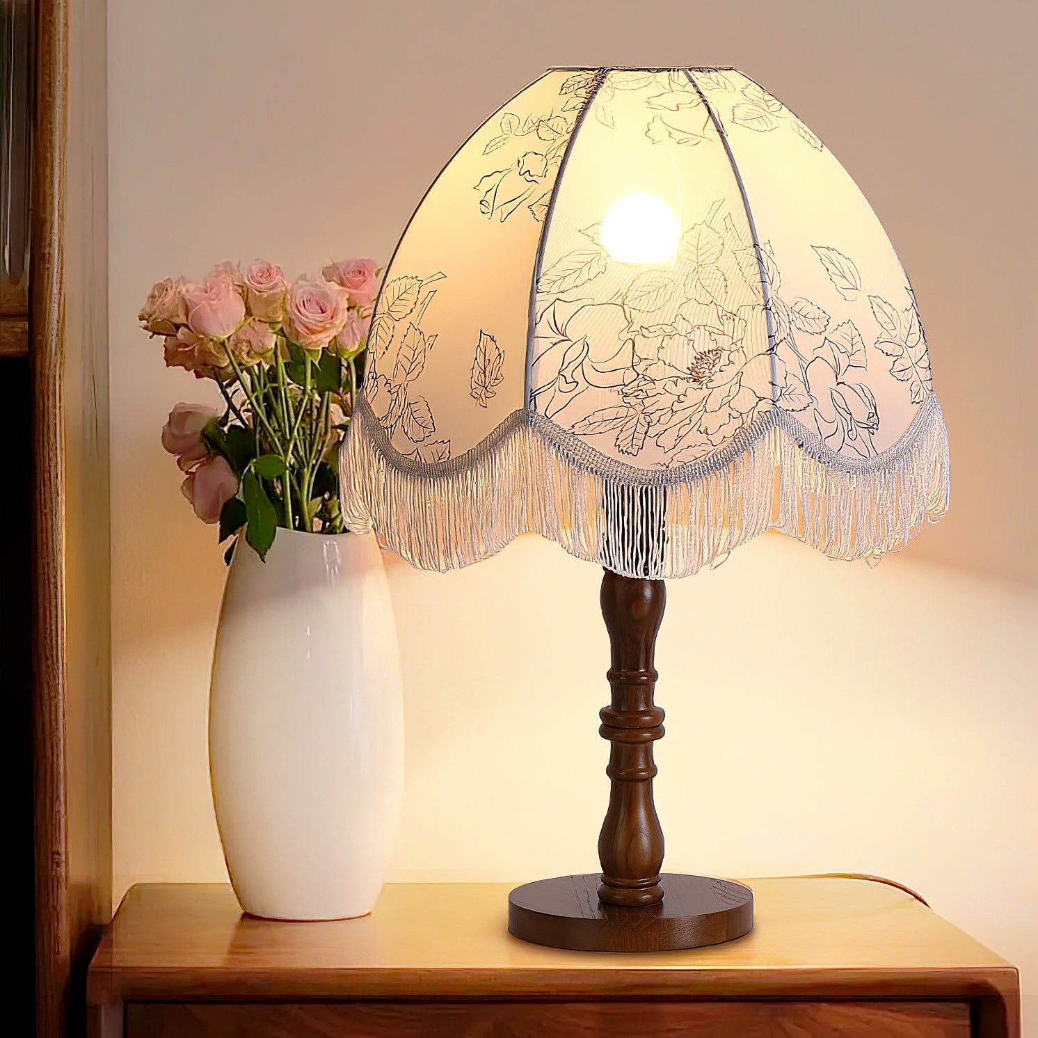 Luxury Printed Tassel Table Lamp M425