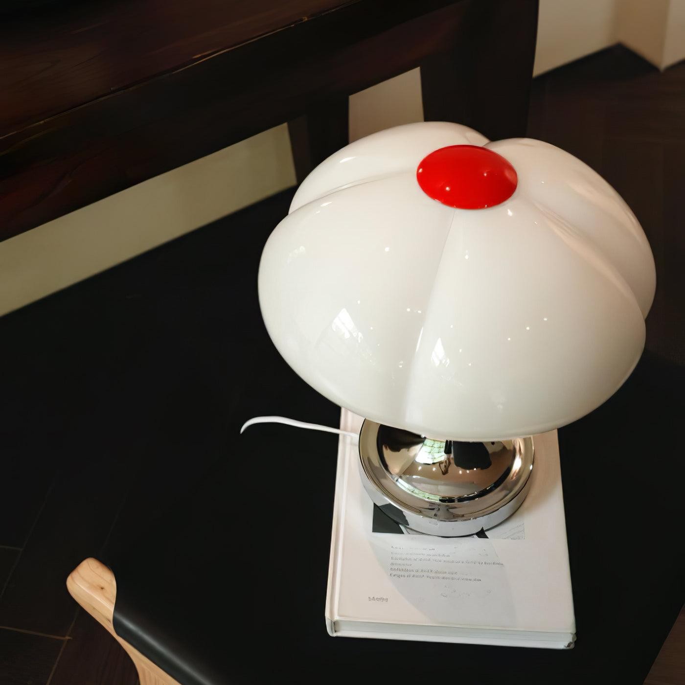 Flower Petal Table Lamp M367