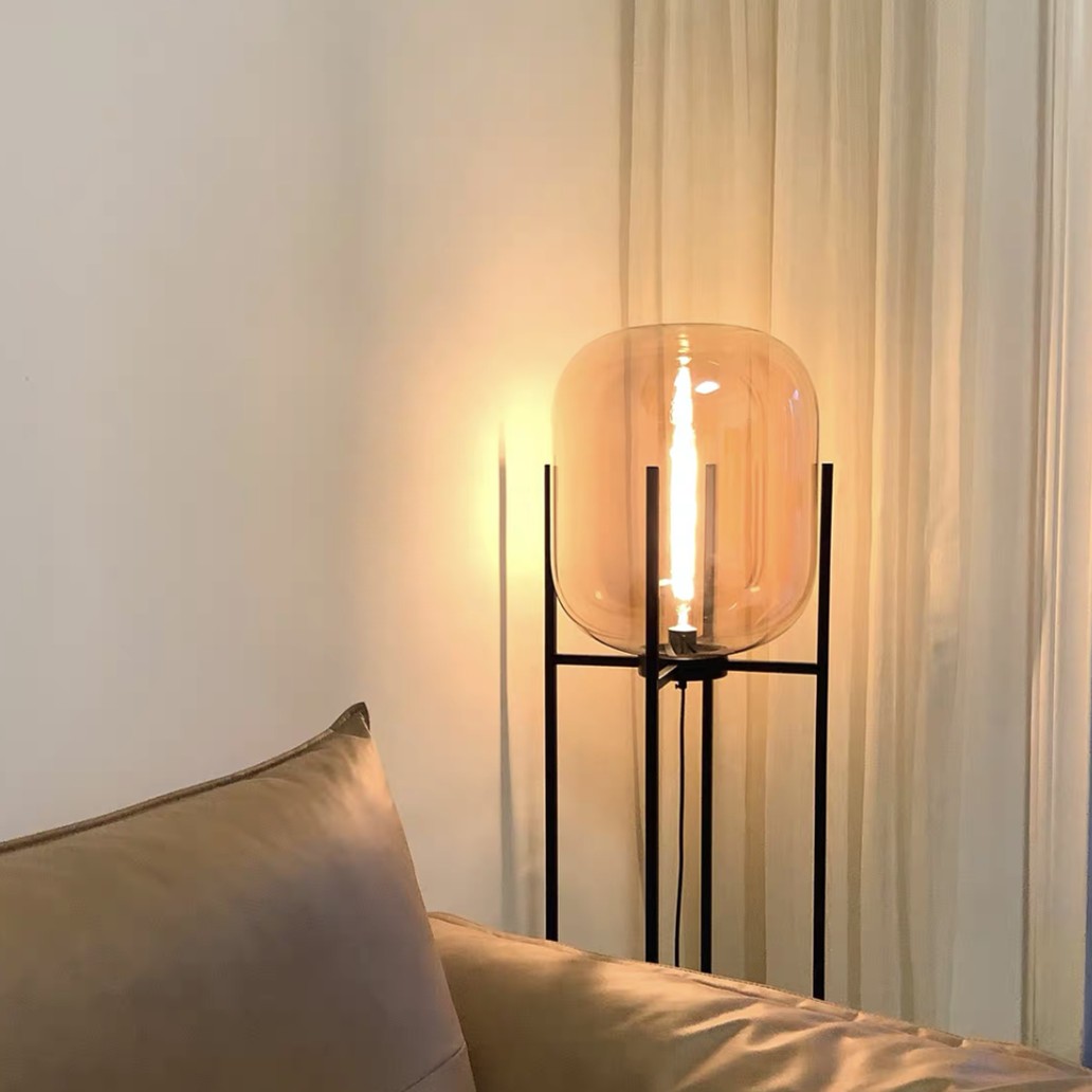 Oda Lamp