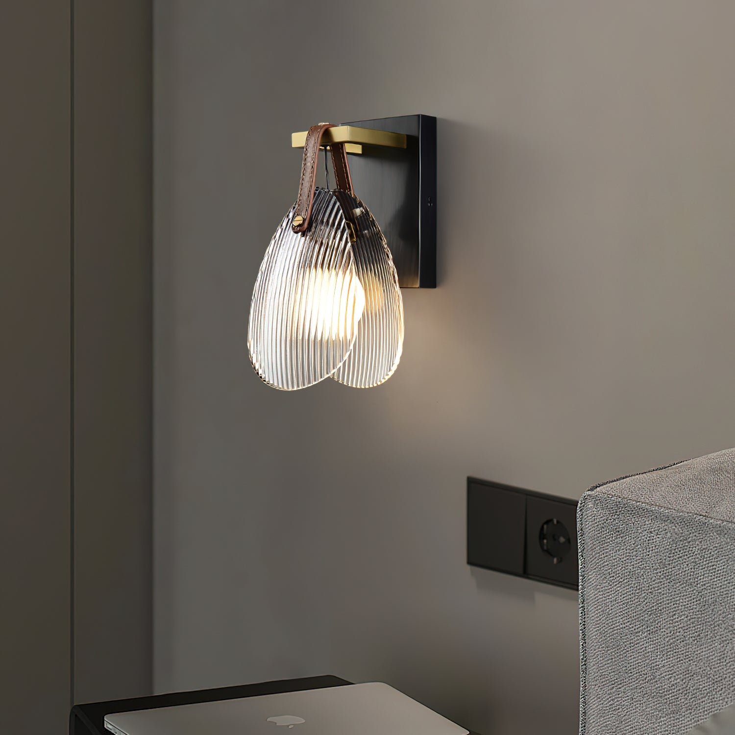 Shell Glass Wall Lamp T1687