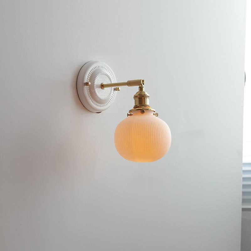 Vintage Ceramic & Brass Wall Sconce – Elegant Lighting for Bedrooms & Hallways T265