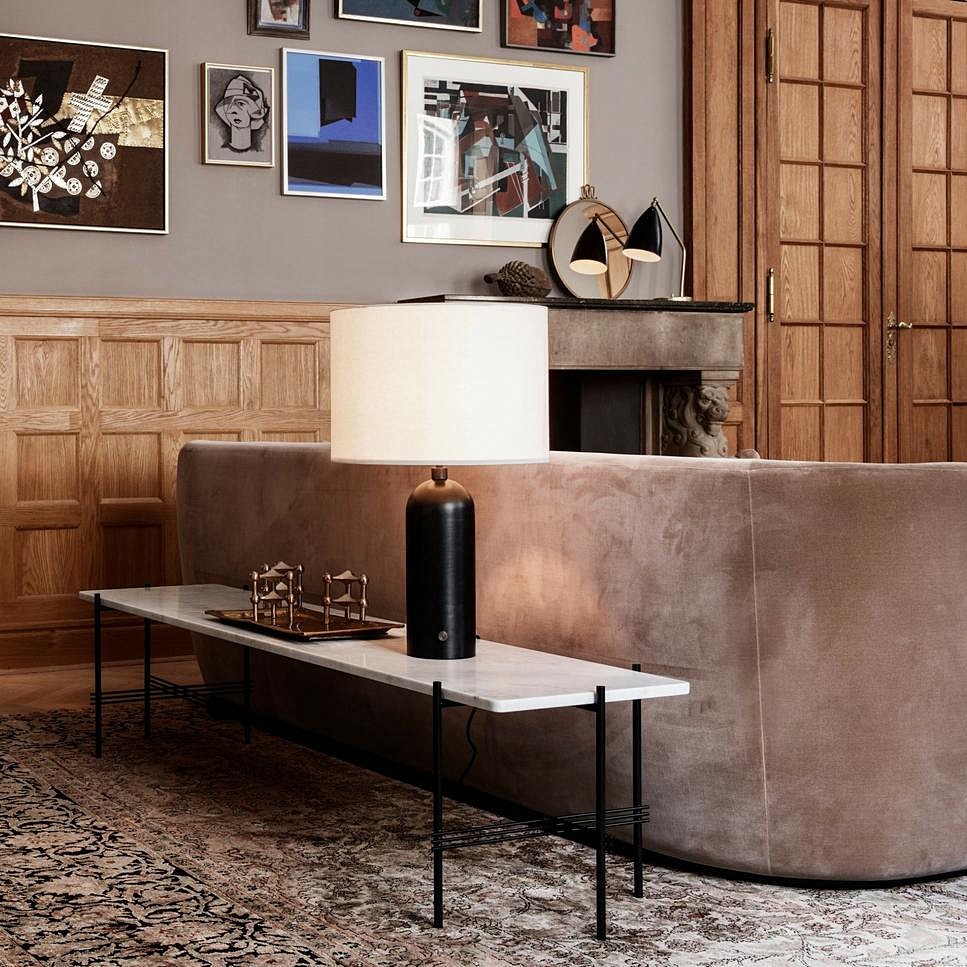 Gravity Table Lamp