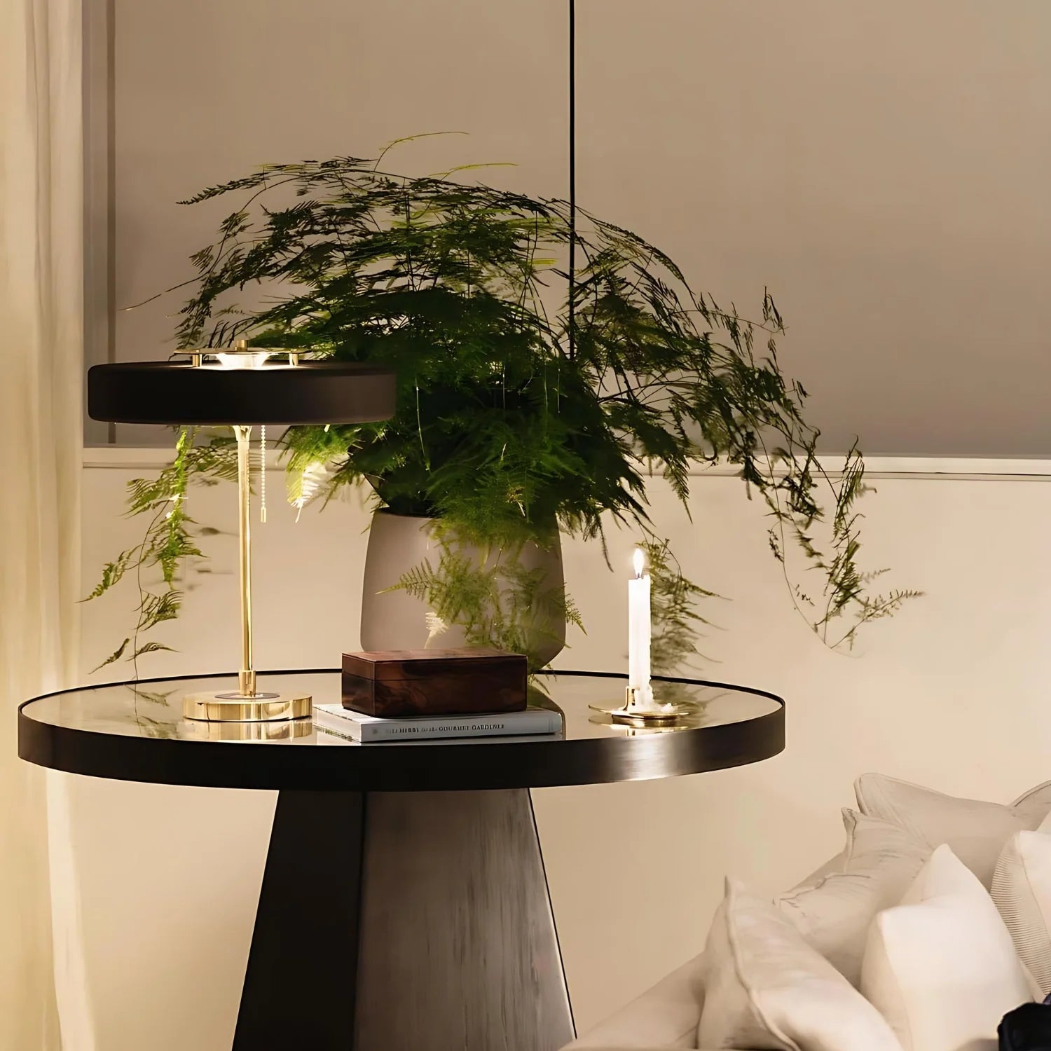 Radiant Tower of Light Minimalist Metal Table Lamp T2027