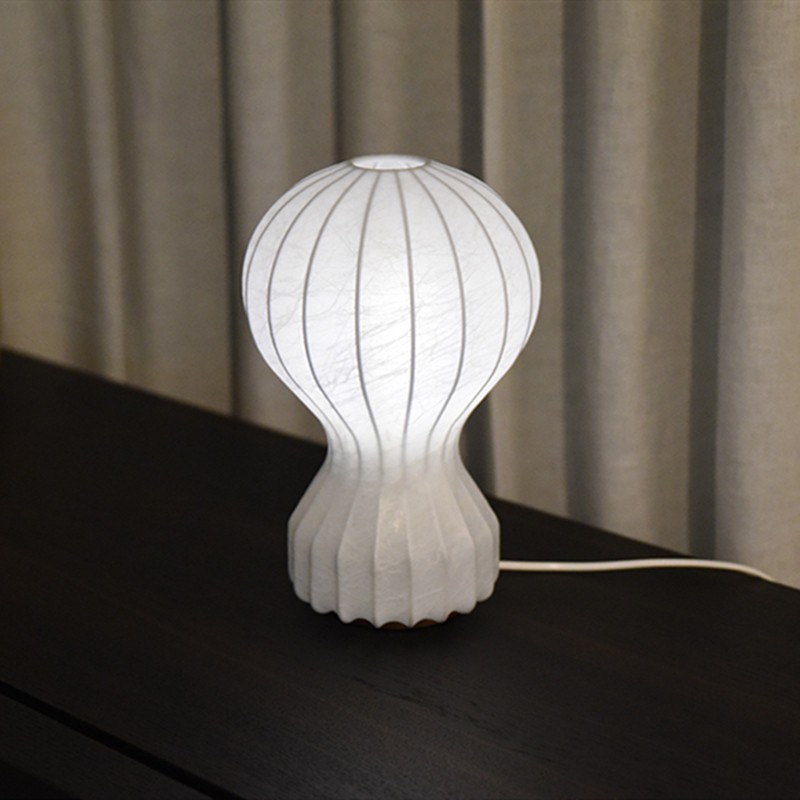 Gatto Table Lamp