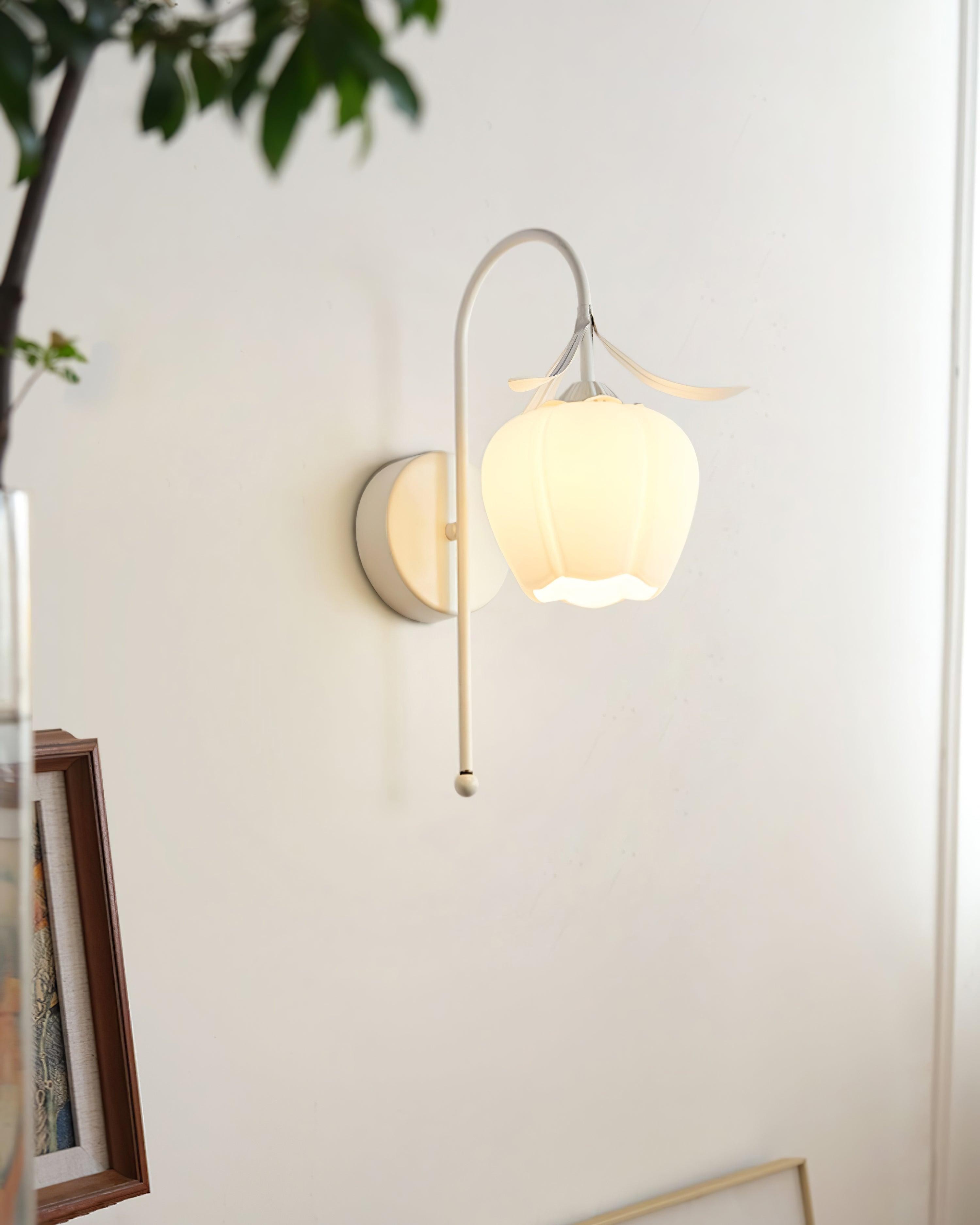 French Cream Style Flower Wall Lamp M47