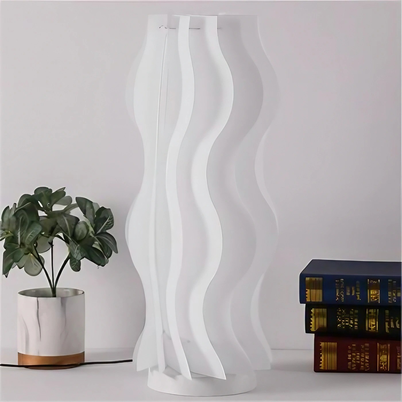 Modern Grass Skirt Vapor Table Lamp for Living Room