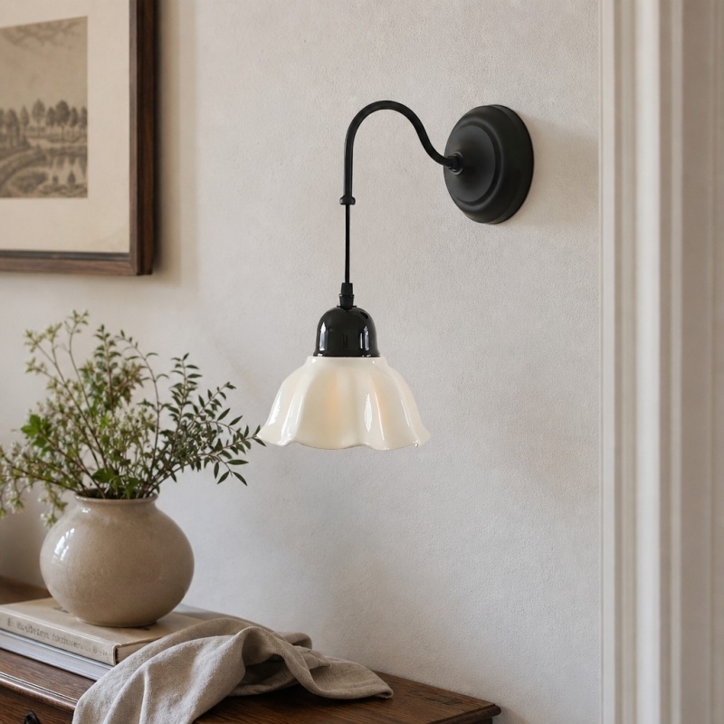 Cazelle Vintage Floral Wall Lamp - Artistic Flower Design Sconce for Bedroom and Hallway T2258
