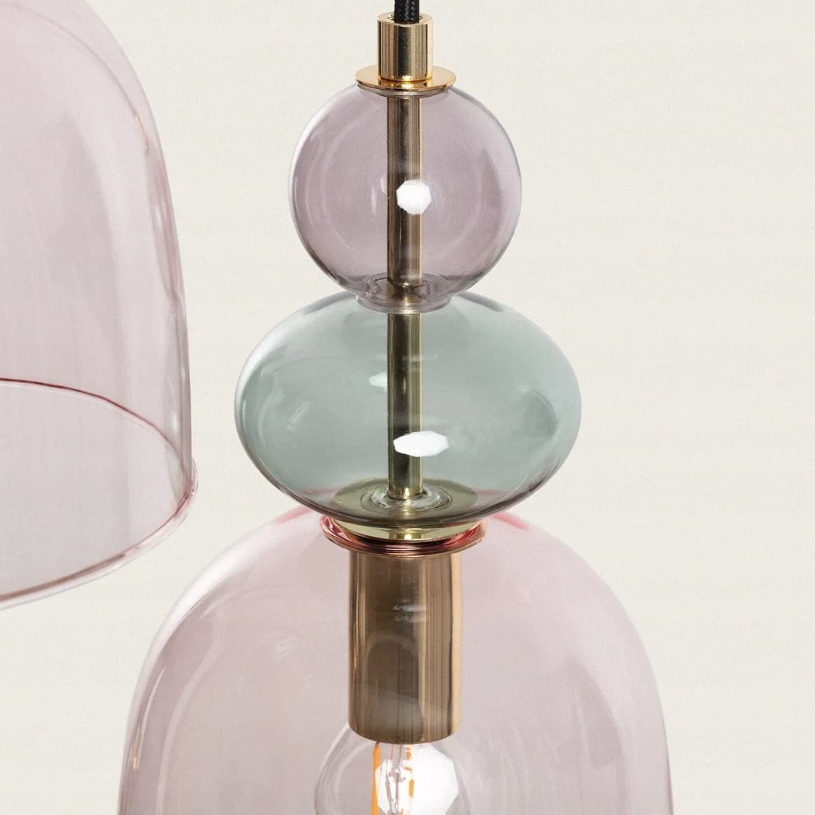 Contemporary Glass Lamp – Soft Glow for Modern Interiors S243