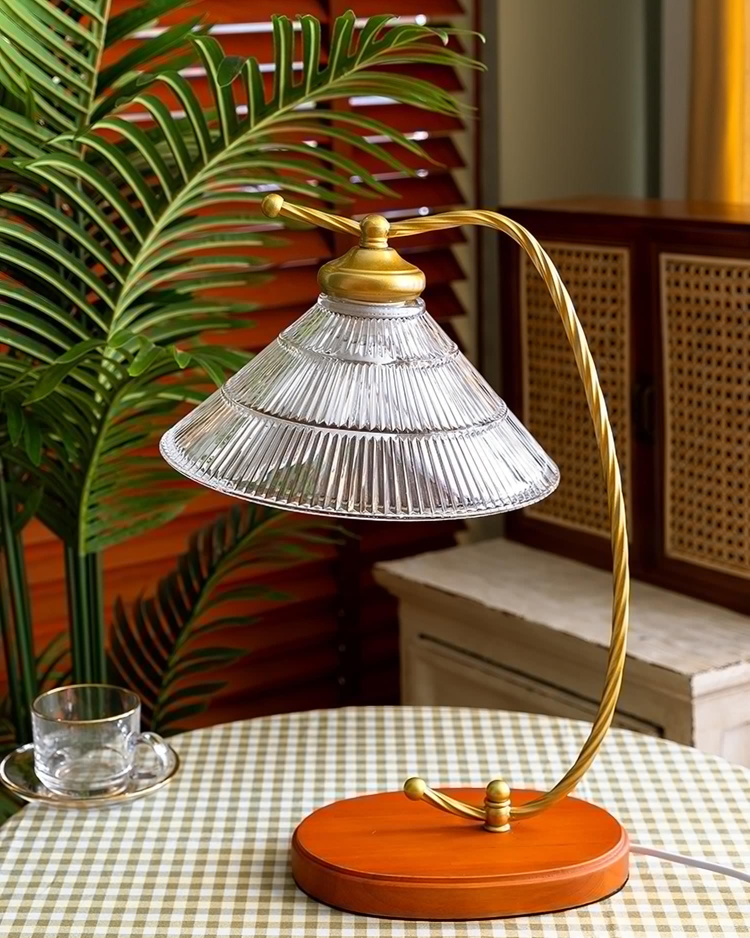 Glass Shade Vintage Reading Lamp M271