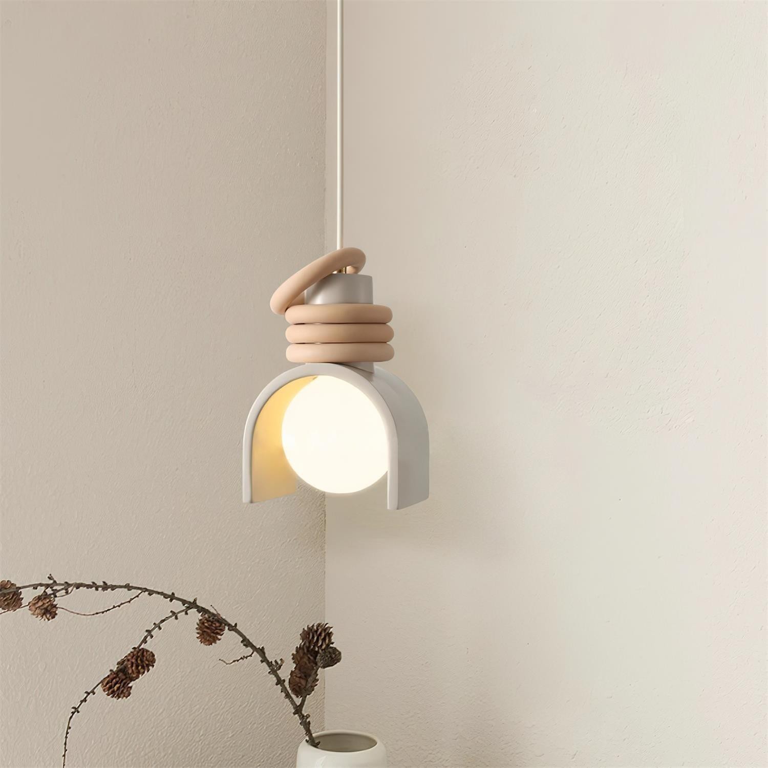 Modern Creative Resin Pendant Light M92