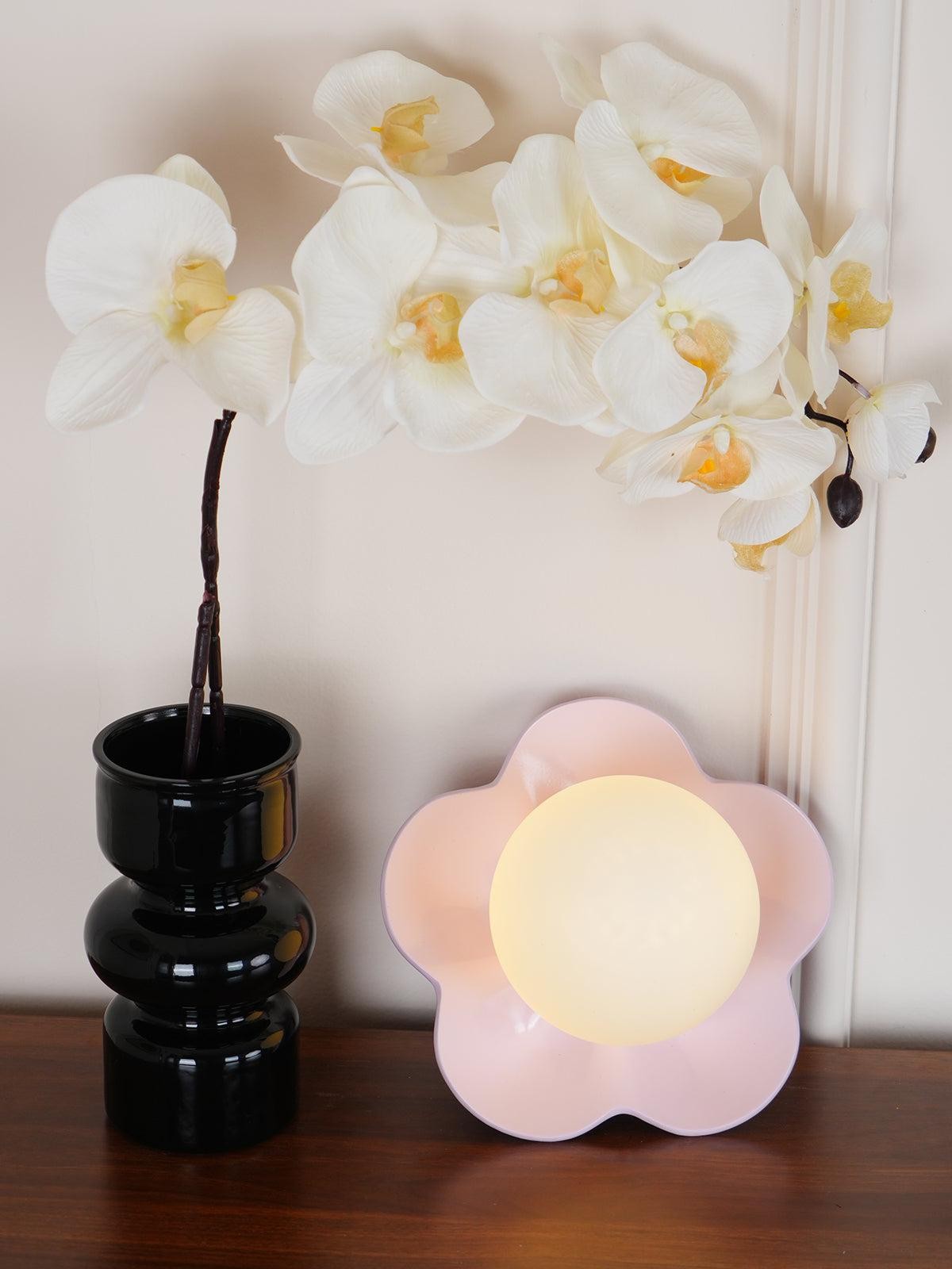 Floral Petal Wall Lamp - Nordic Sculptural Wall Light Living Room T129